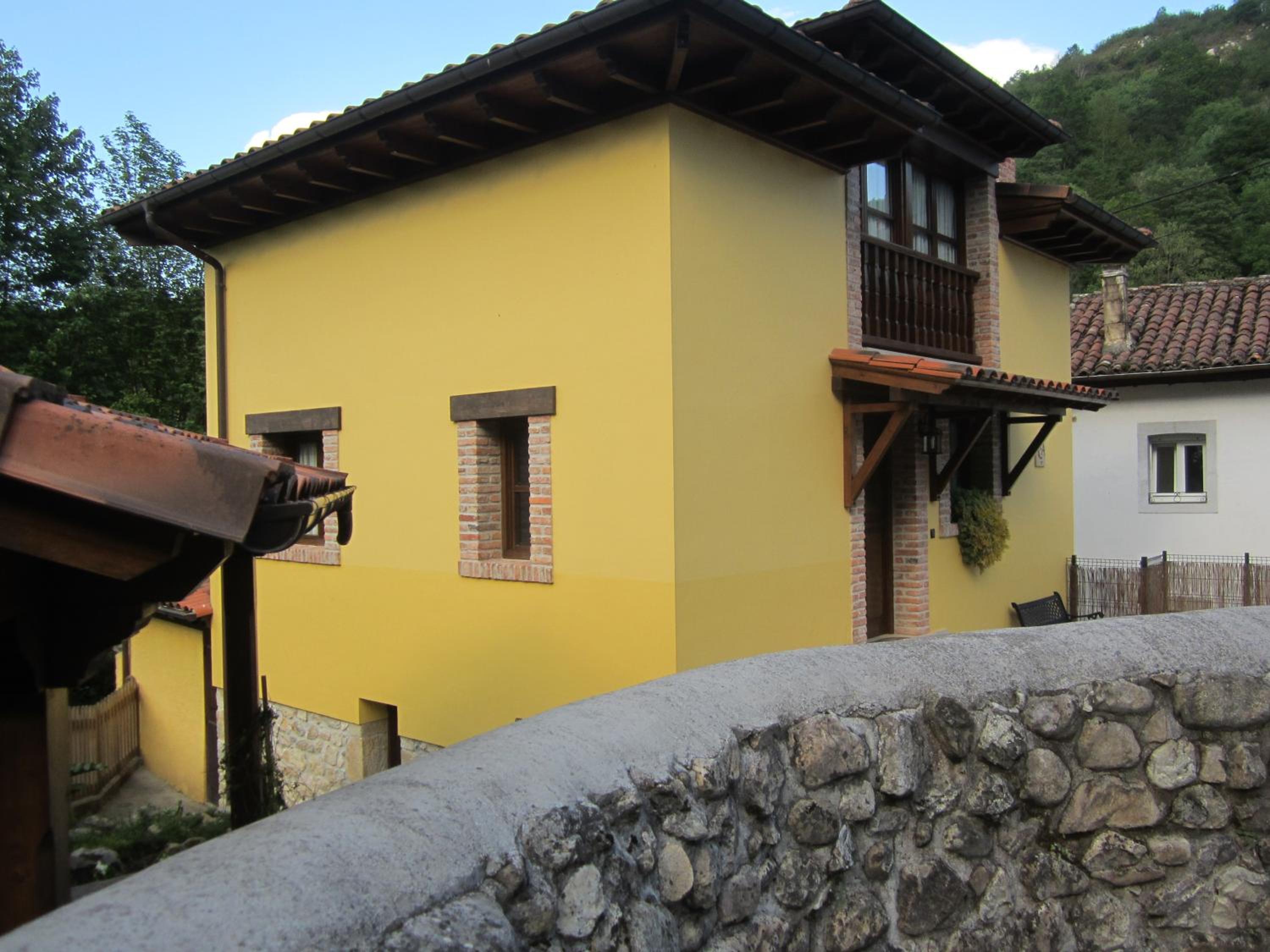 CASA RURAL LA MONTESINA view 2