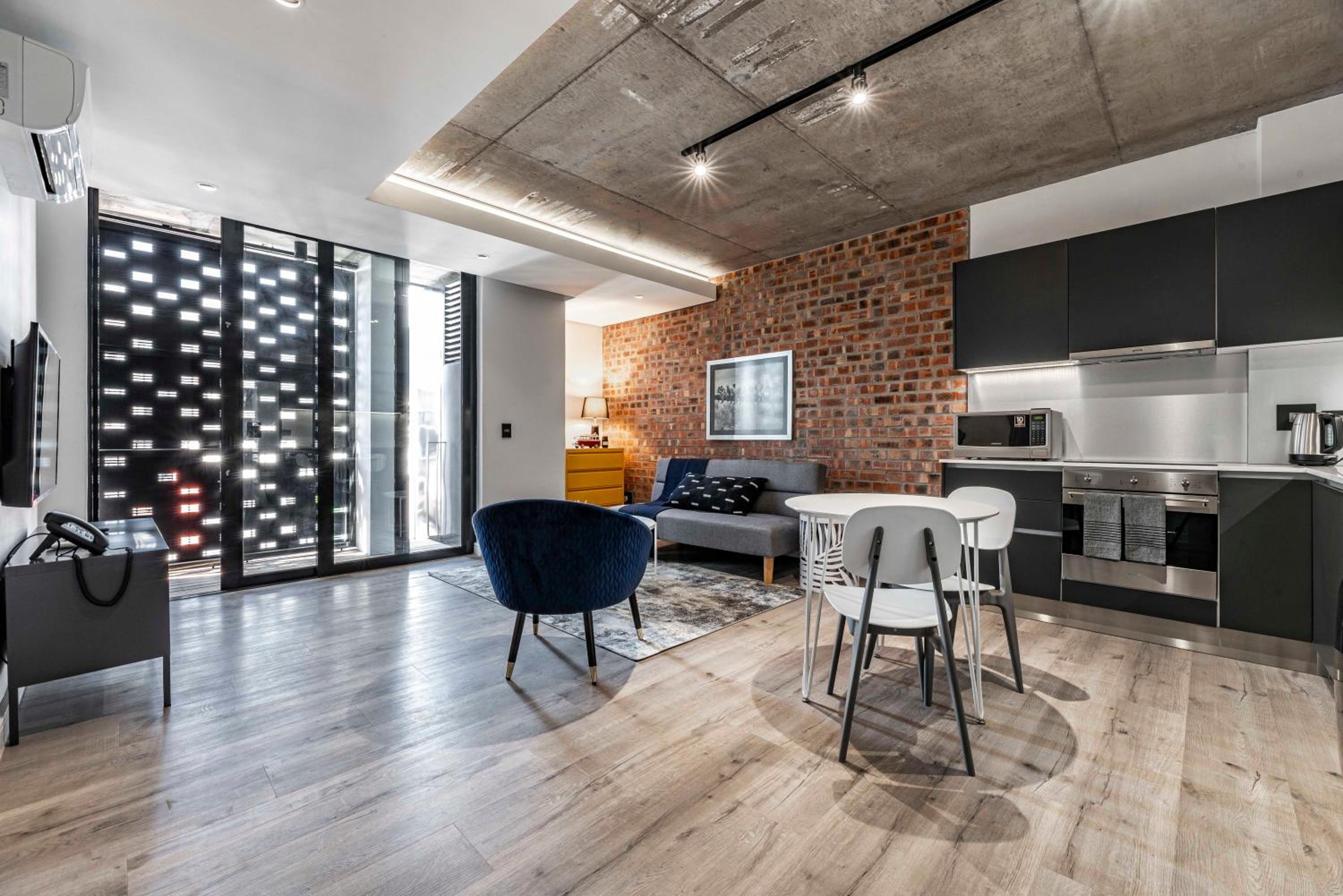 409 The Signature, De Waterkant view 2