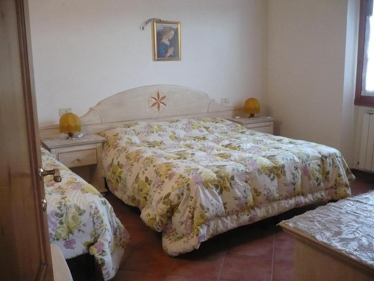 Photo 53