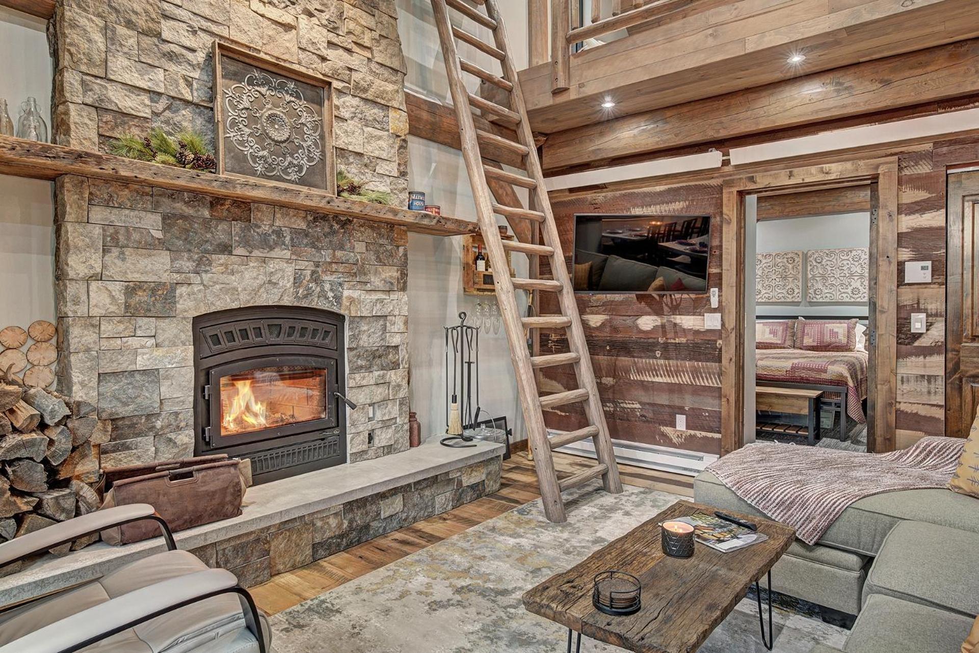 SkyRun Cabin cabin view 5