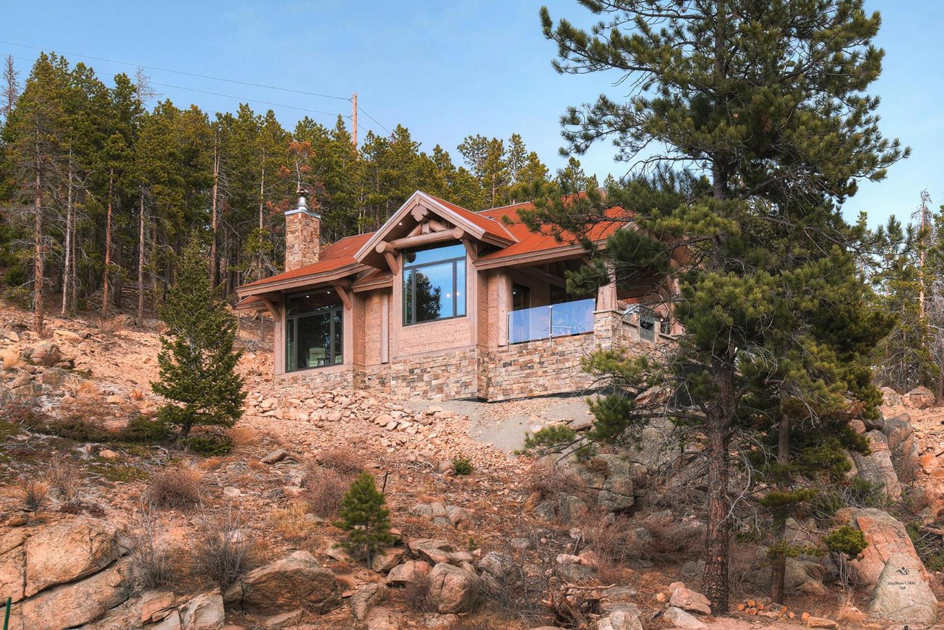 SkyRun Cabin cabin view 3