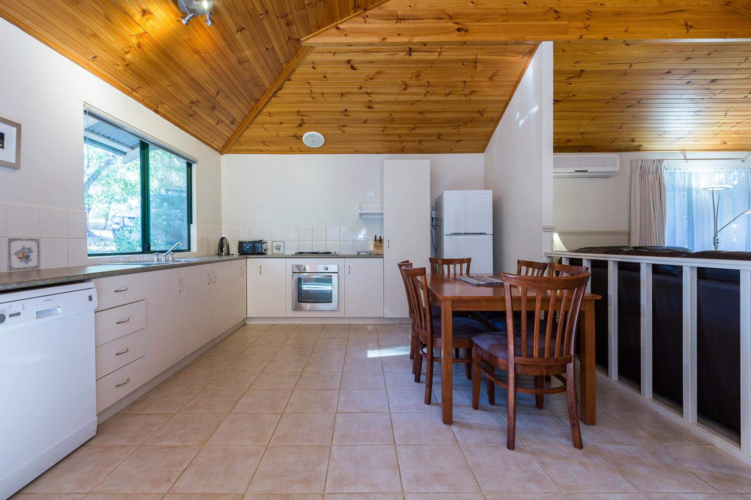 Bushy Lake Chalets