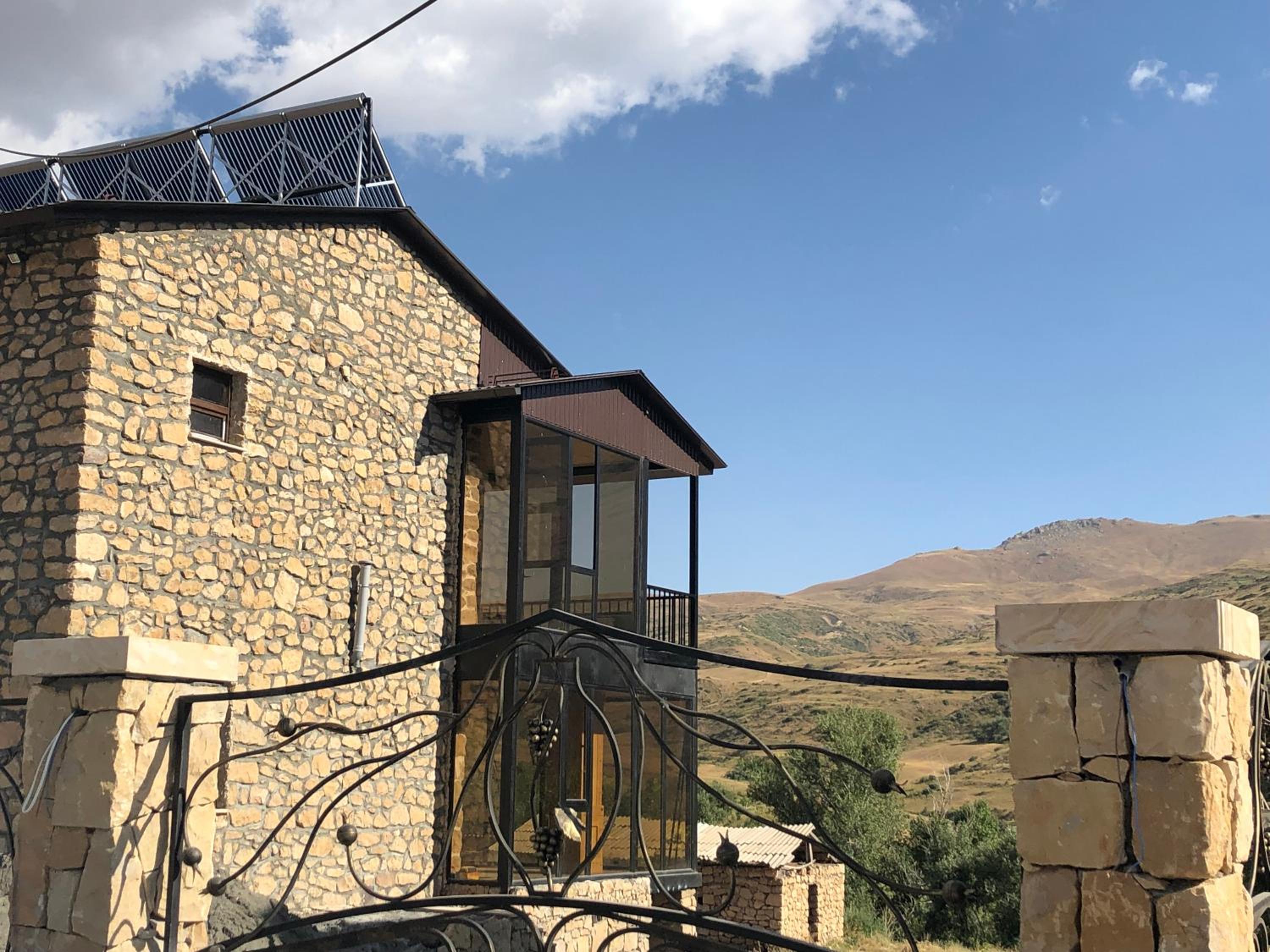 Gnishik Eco Lodge