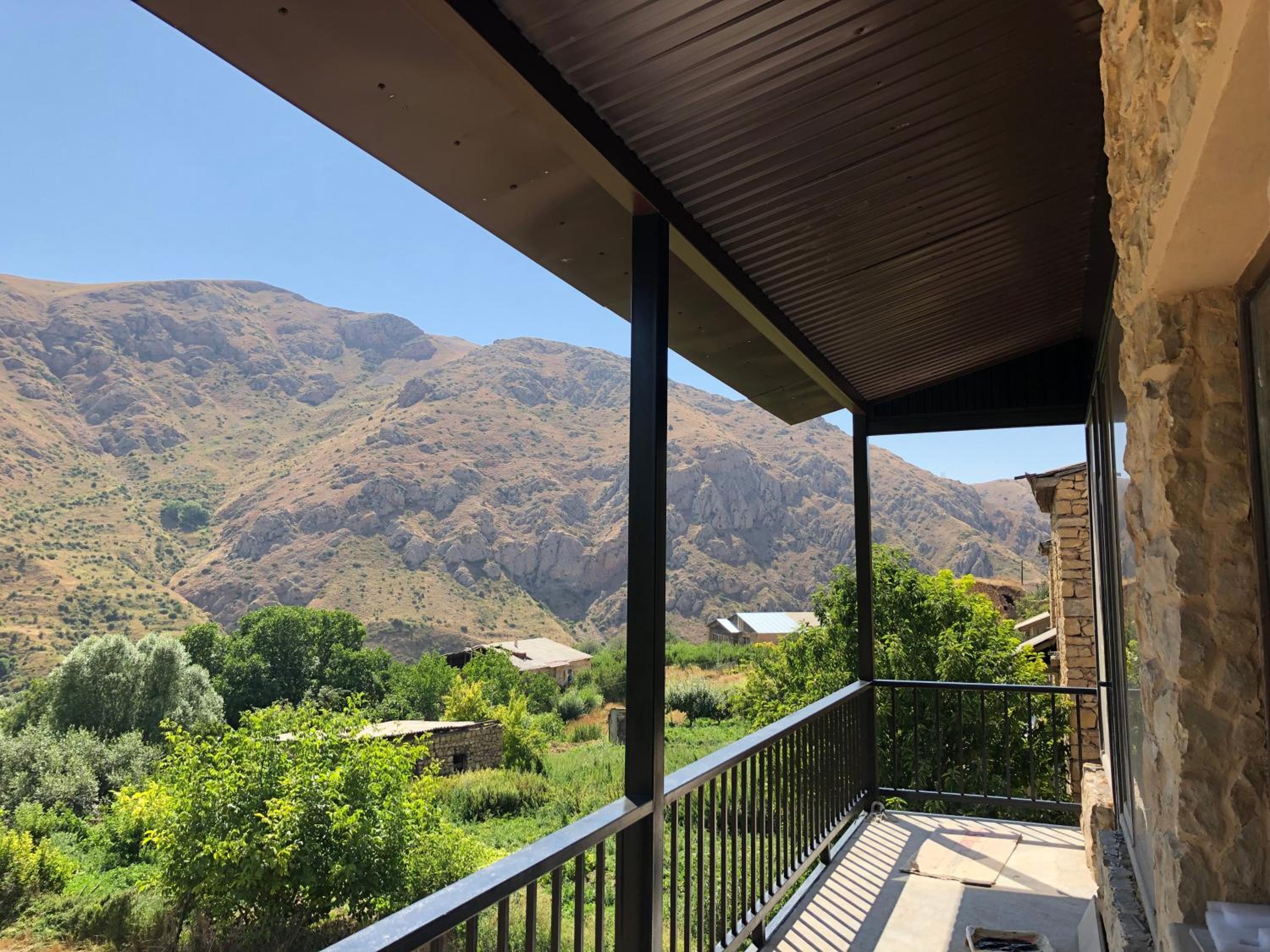 Gnishik Eco Lodge
