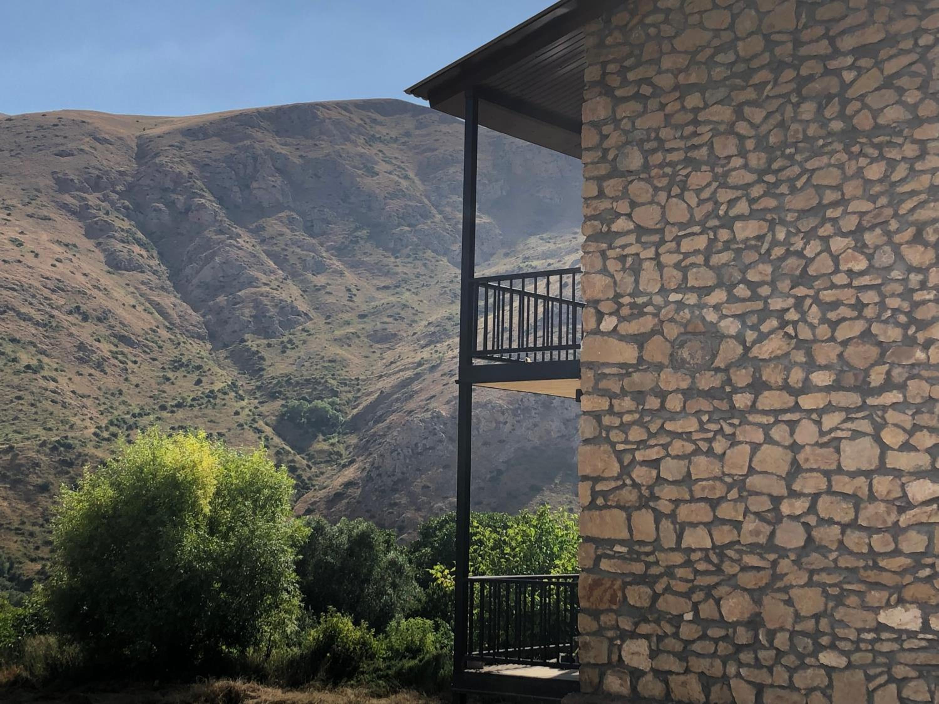 Gnishik Eco Lodge