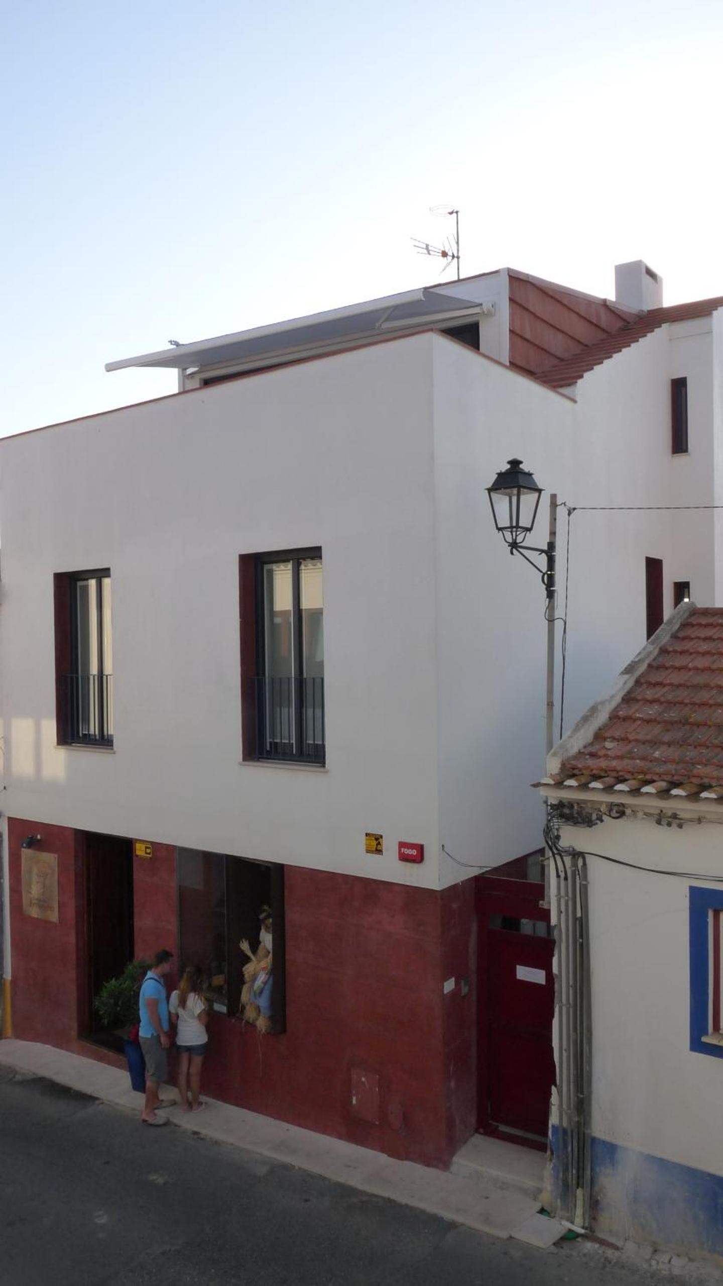 Born To Stay In Milfontes