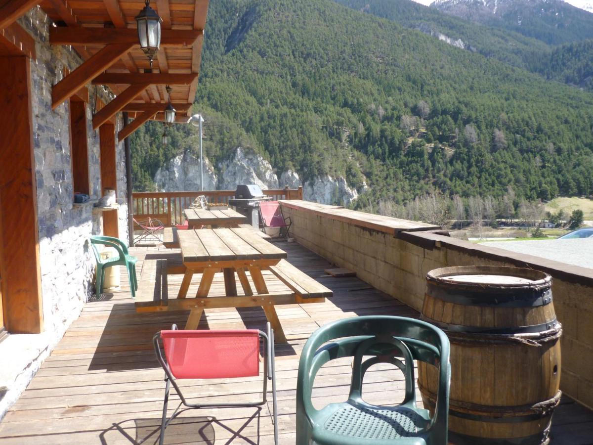 Chalet Les Liouès view 5