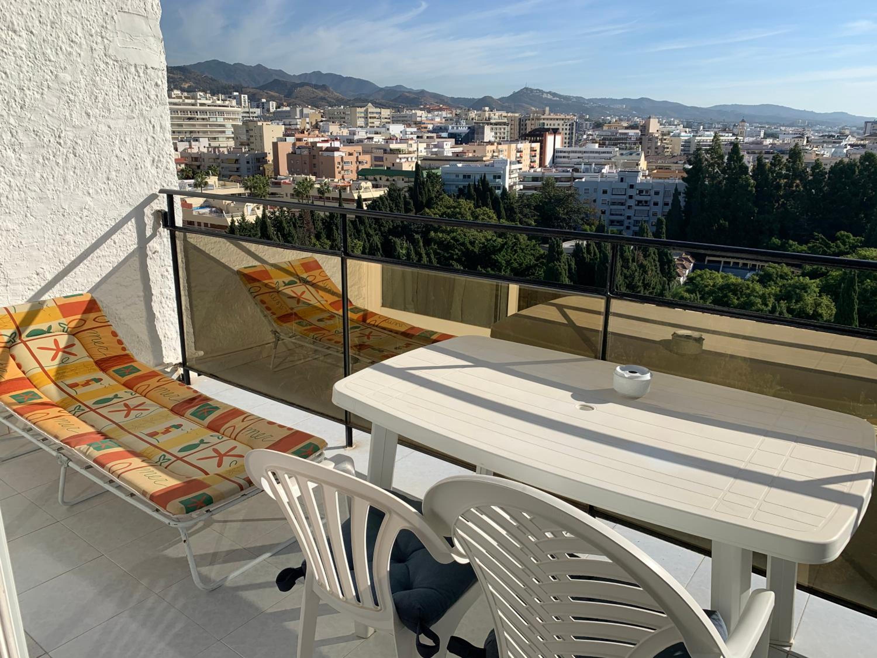 Skol Apartments Marbella