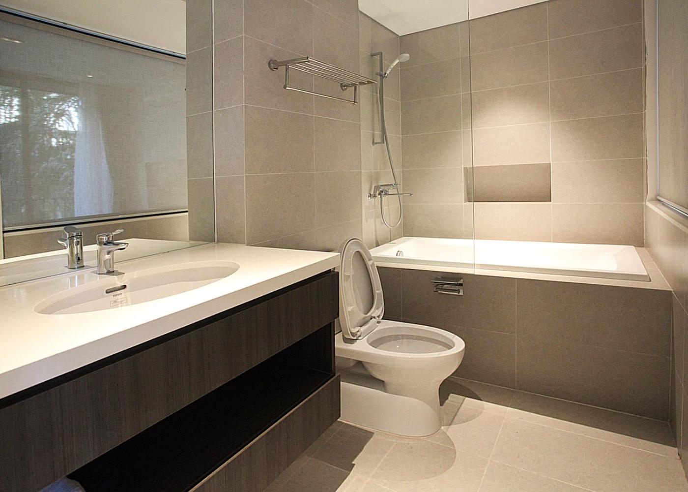 Hanoi Home 3 - Luxury Apartment in Tay Ho street