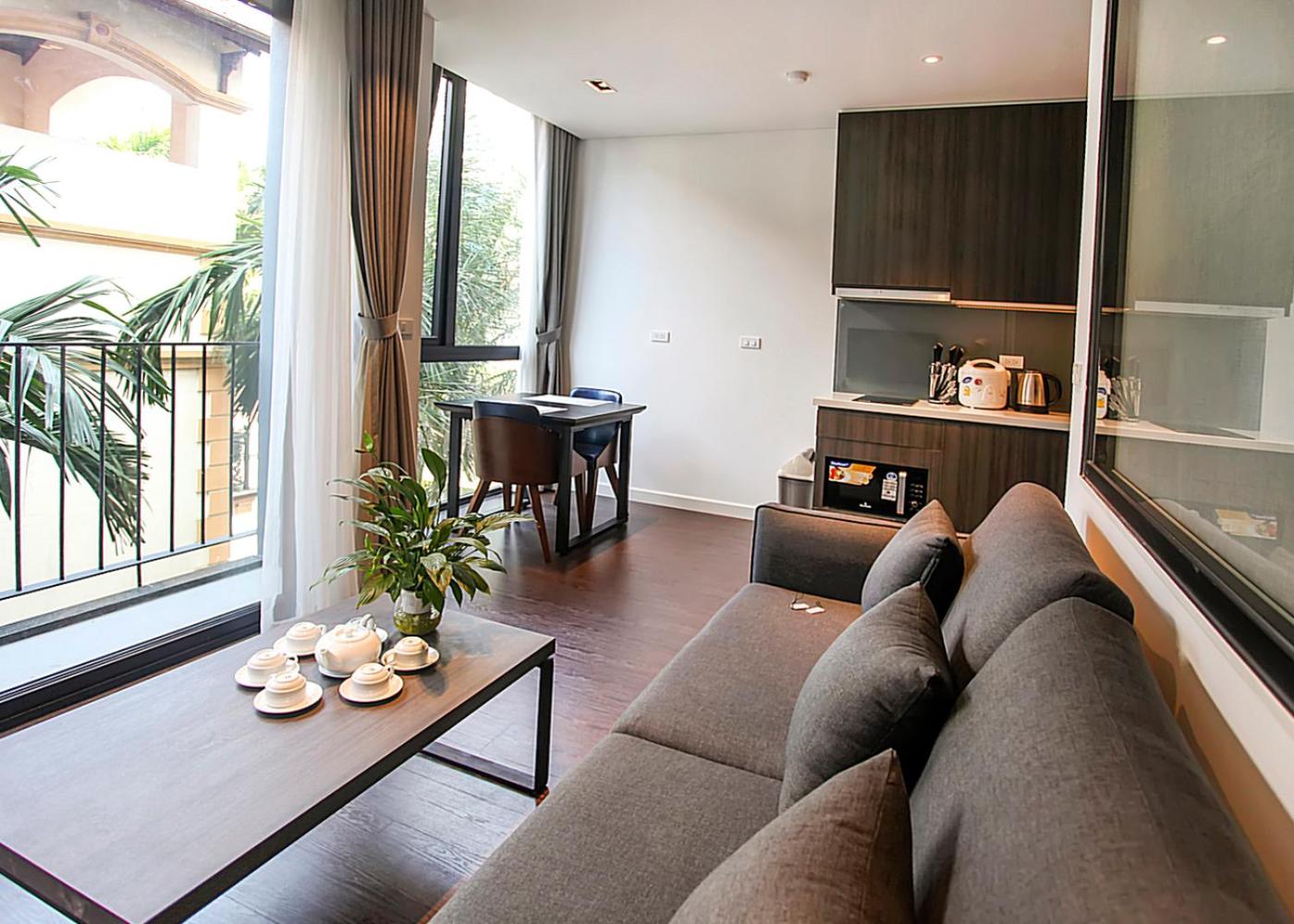 Hanoi Home 3 - Luxury Apartment in Tay Ho street