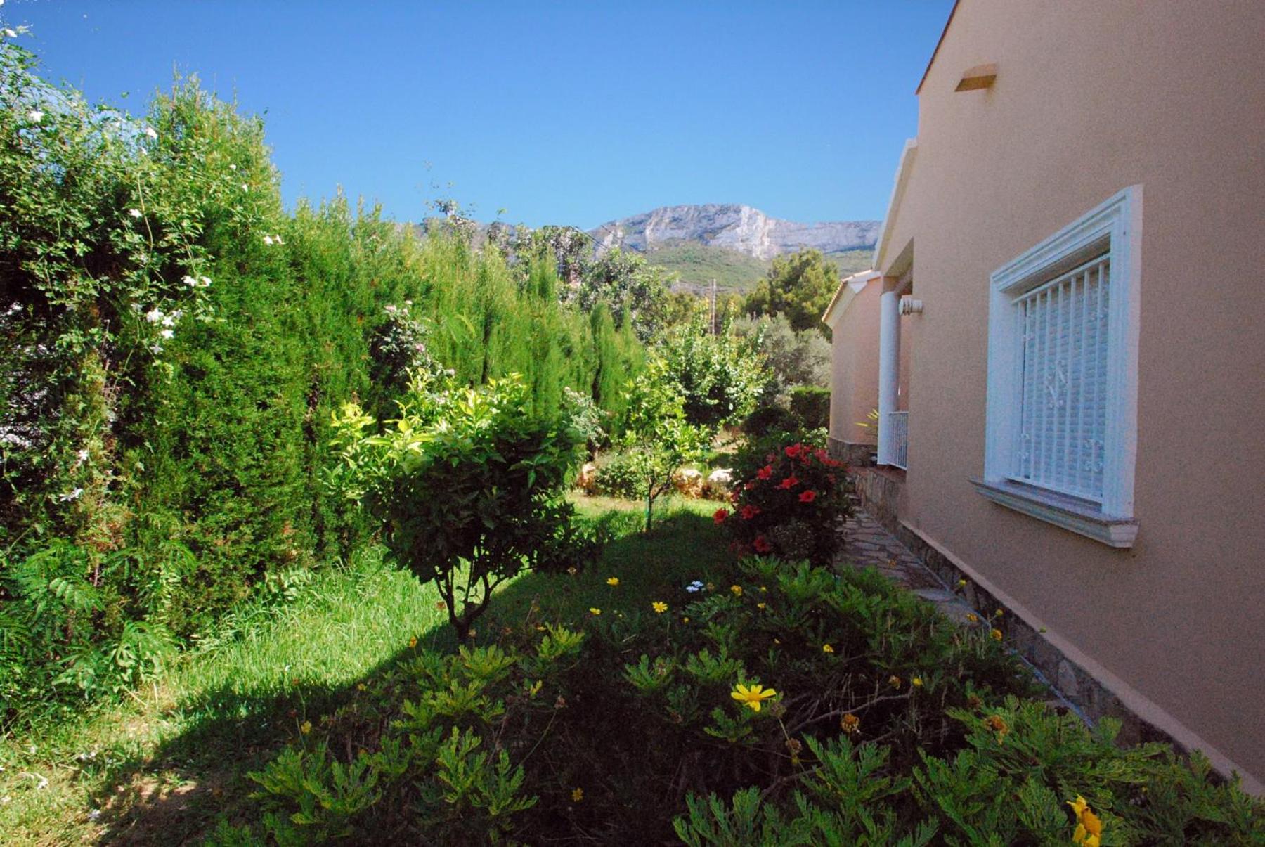 Villa Bugamvilla - Deniasol