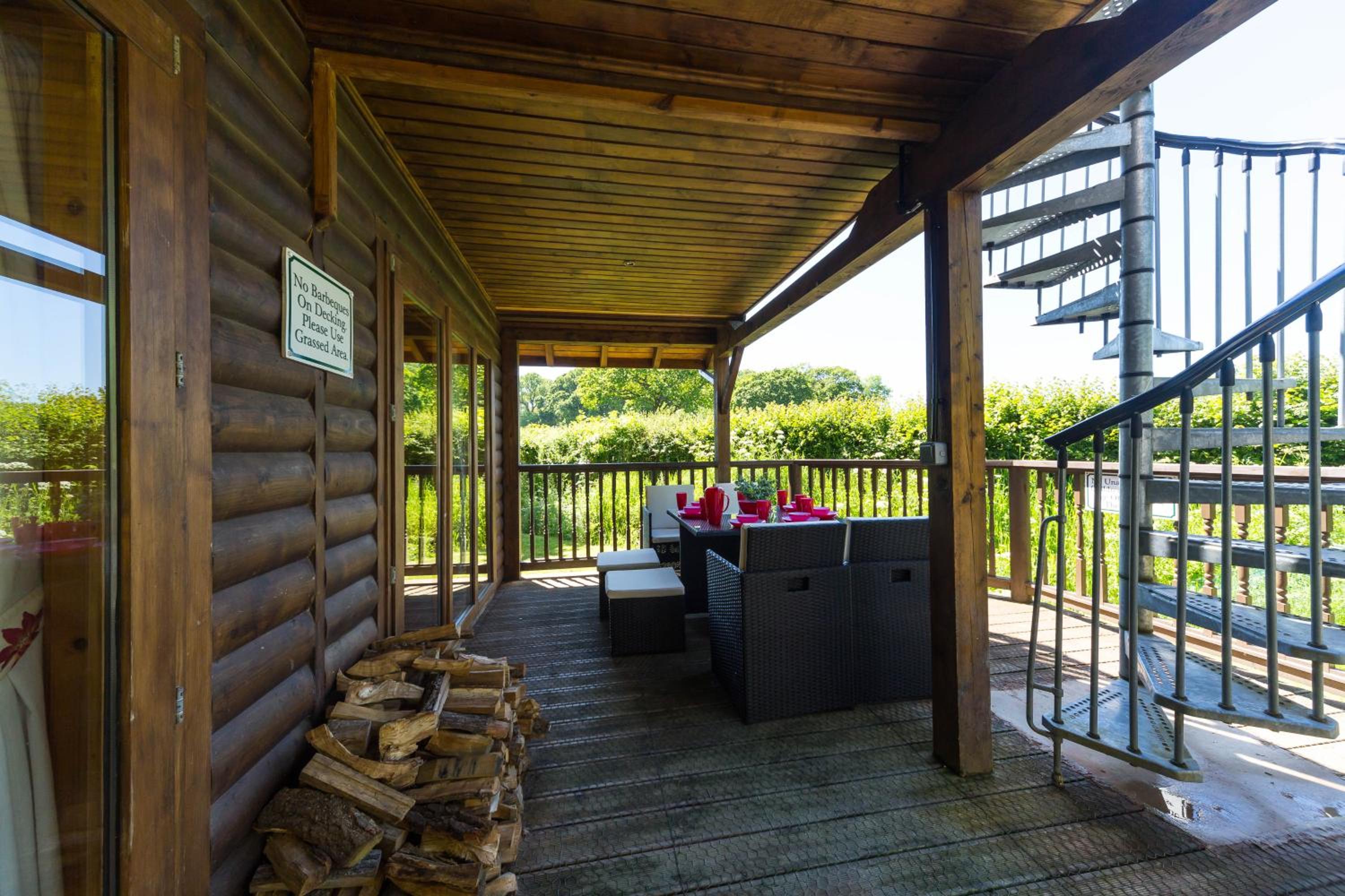 ASH Log Cabin