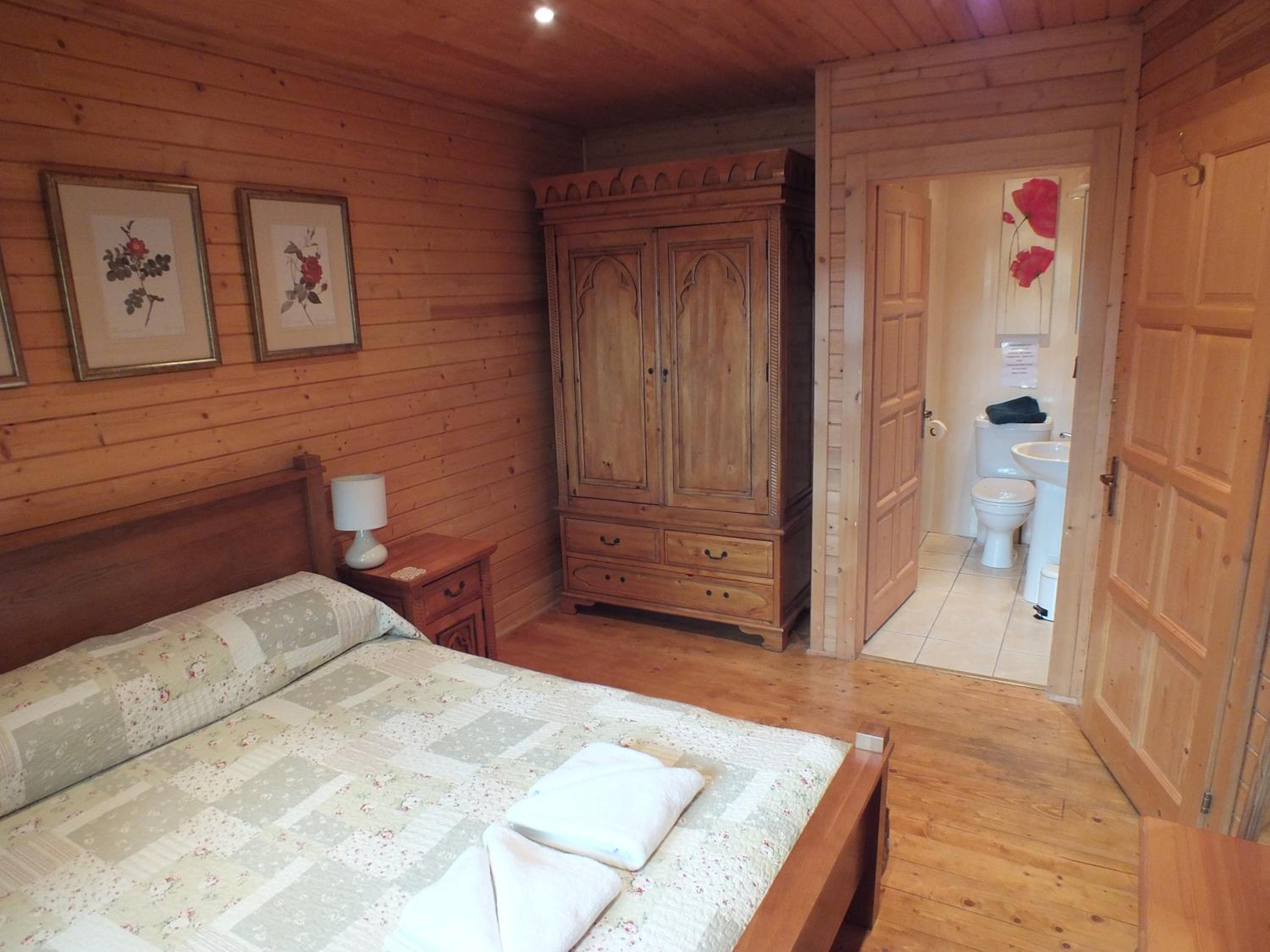 ASH Log Cabin