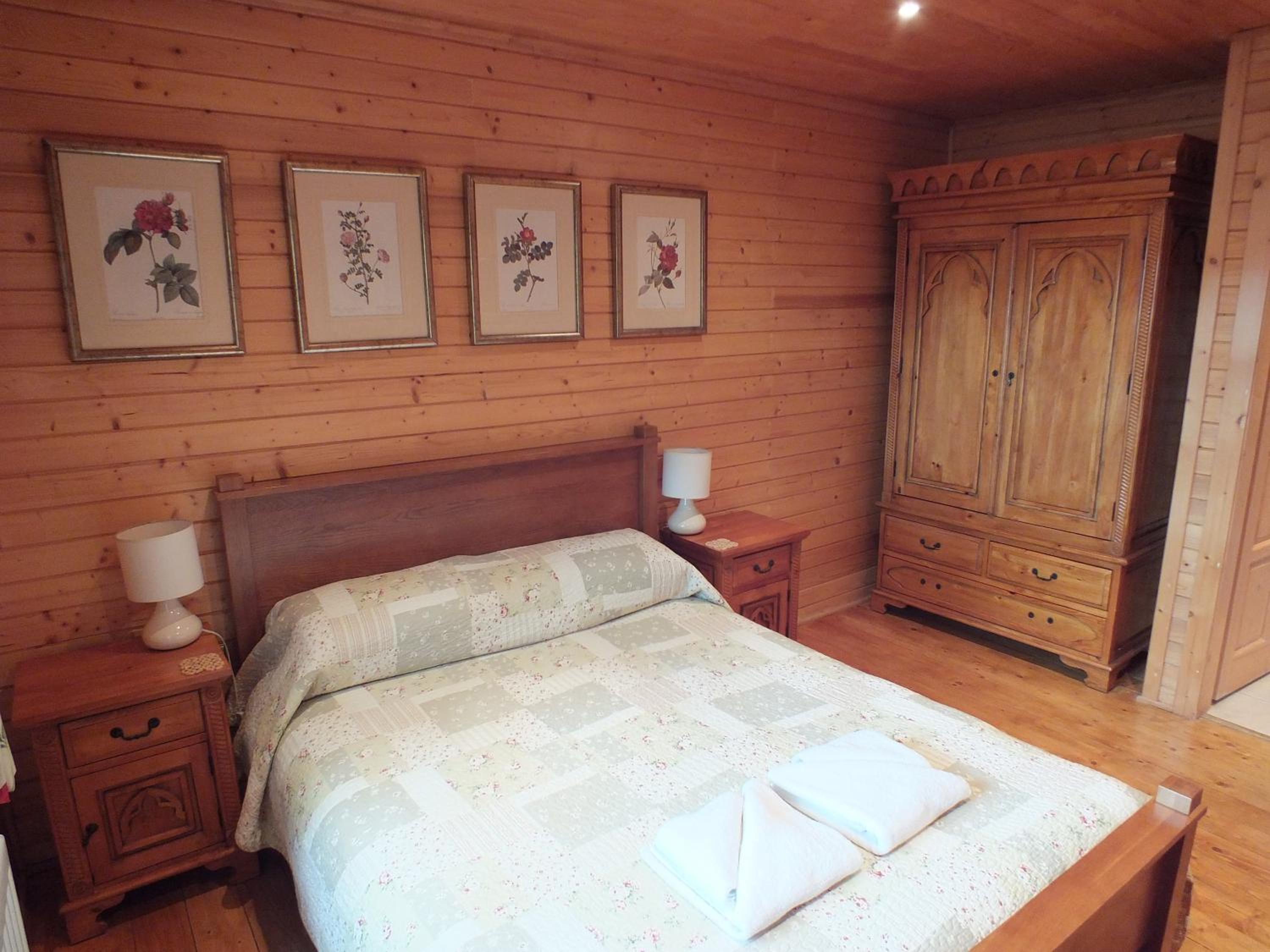 ASH Log Cabin