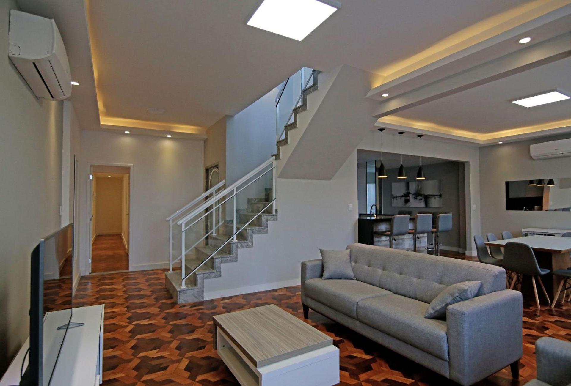 Penthouse with terrace, BBQ and jacuzzi
