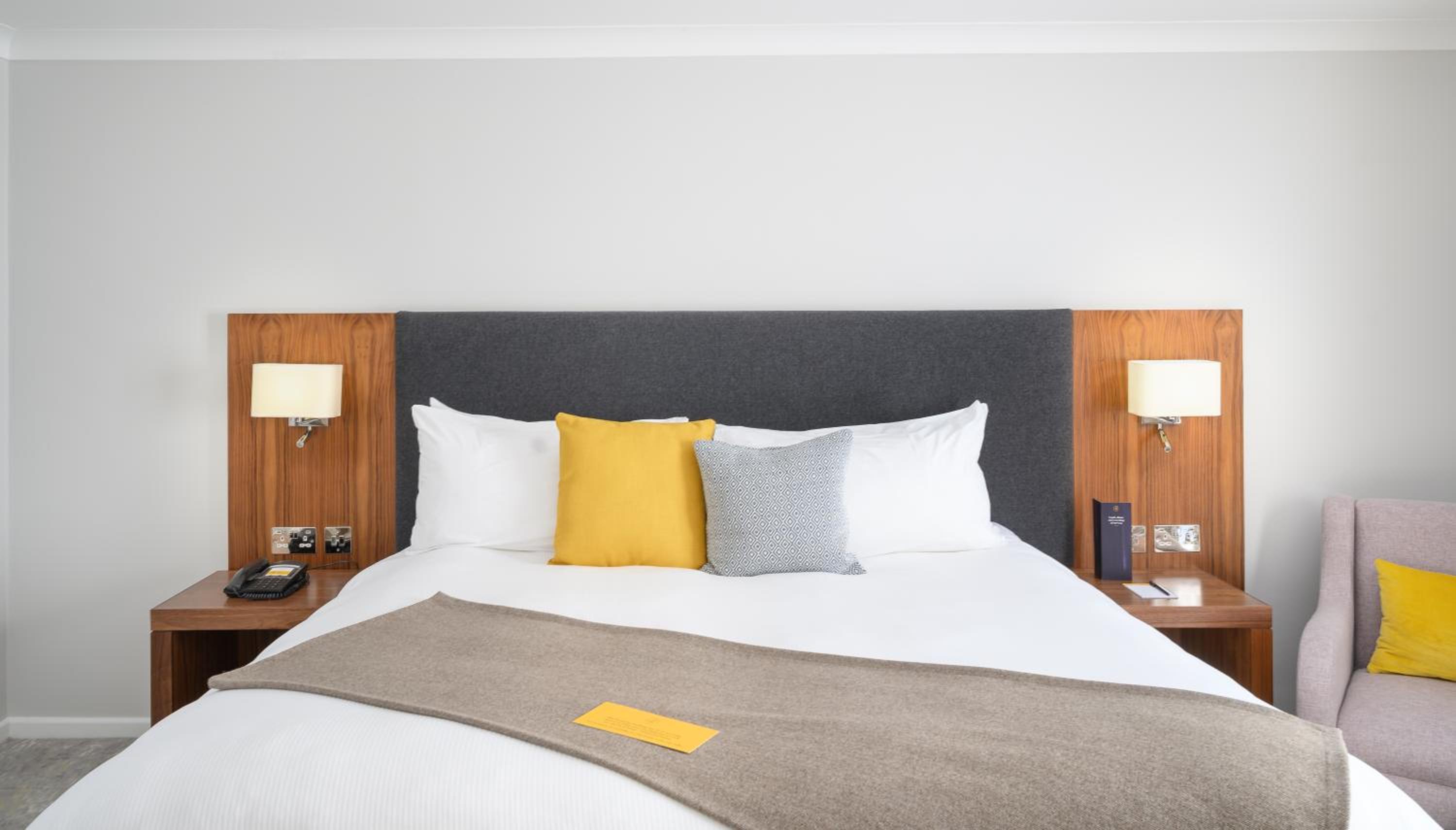Oxford Vacations - voco Oxford Thames, an IHG Hotel - Property Image 13