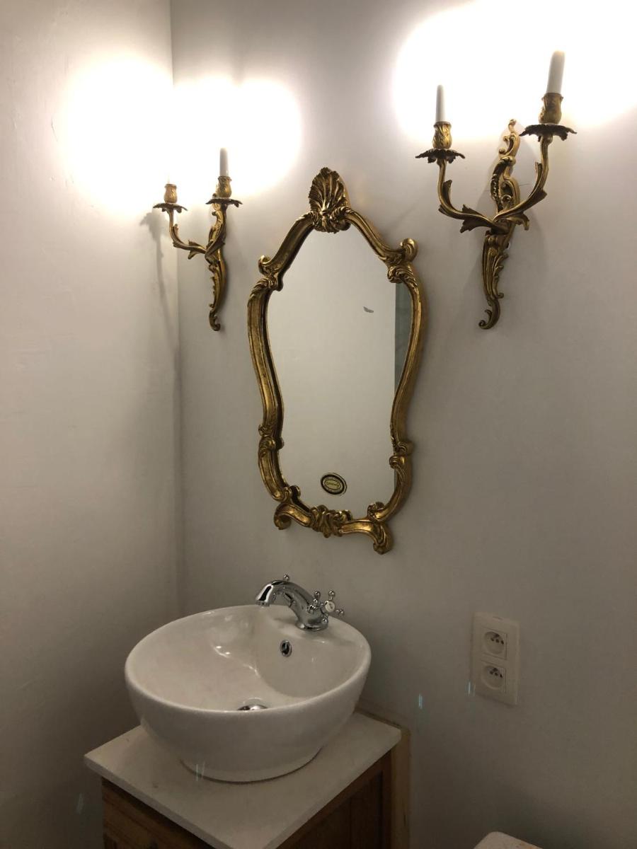 Love Nest Versailles - Unique Louis XIV decoration - Calm location right IN city center