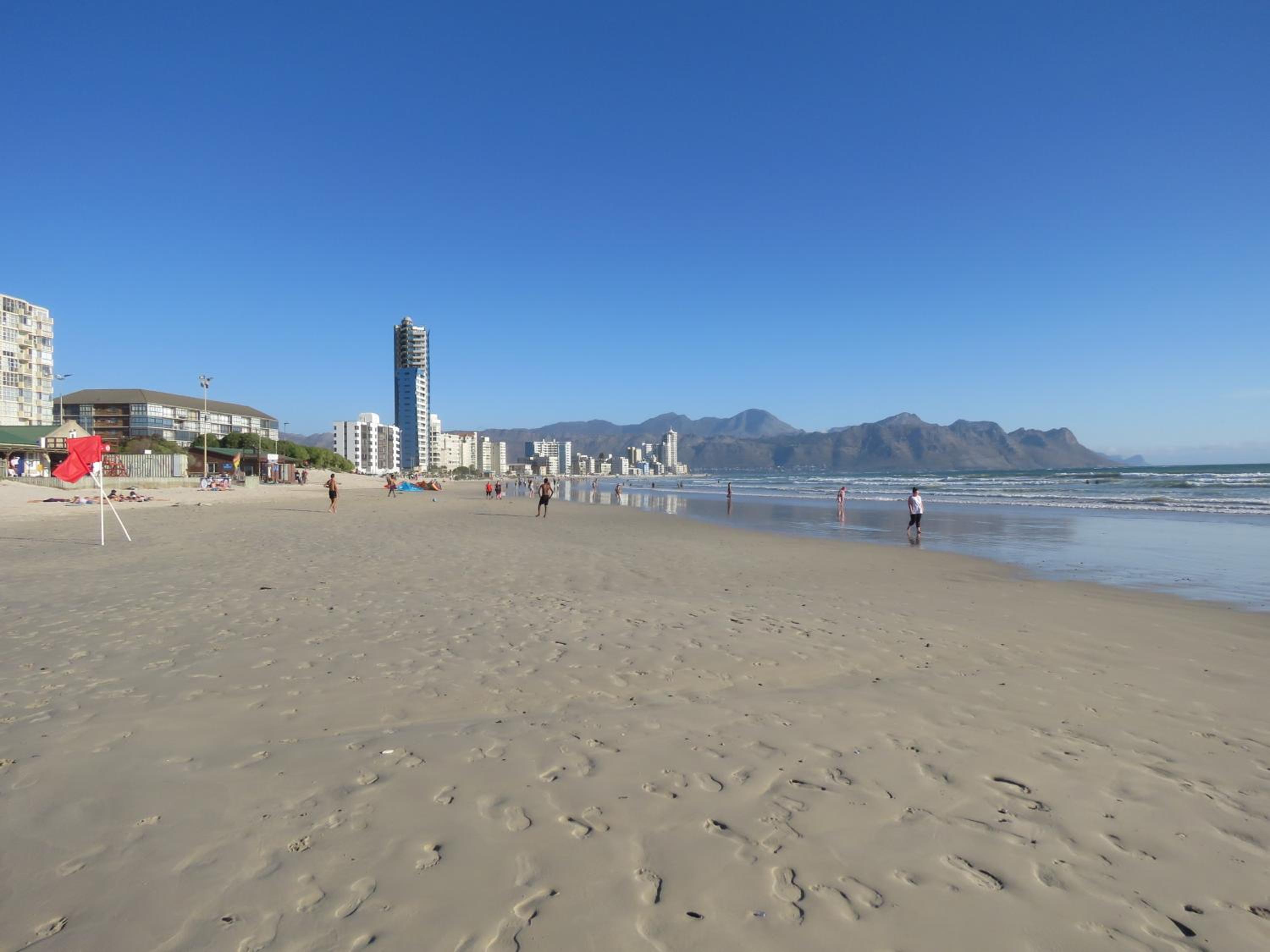 Winelands beach cottage view 4