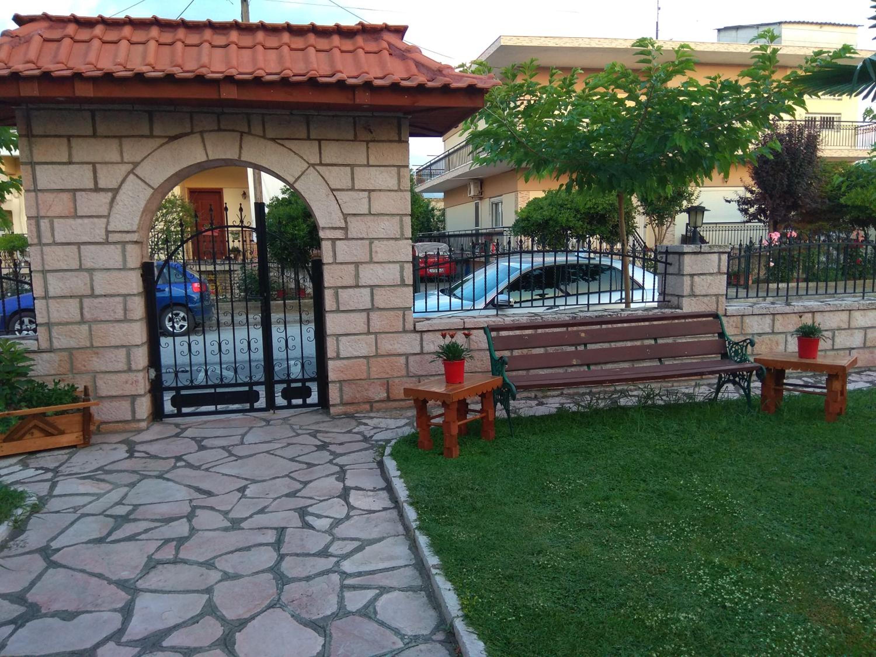Photo 19