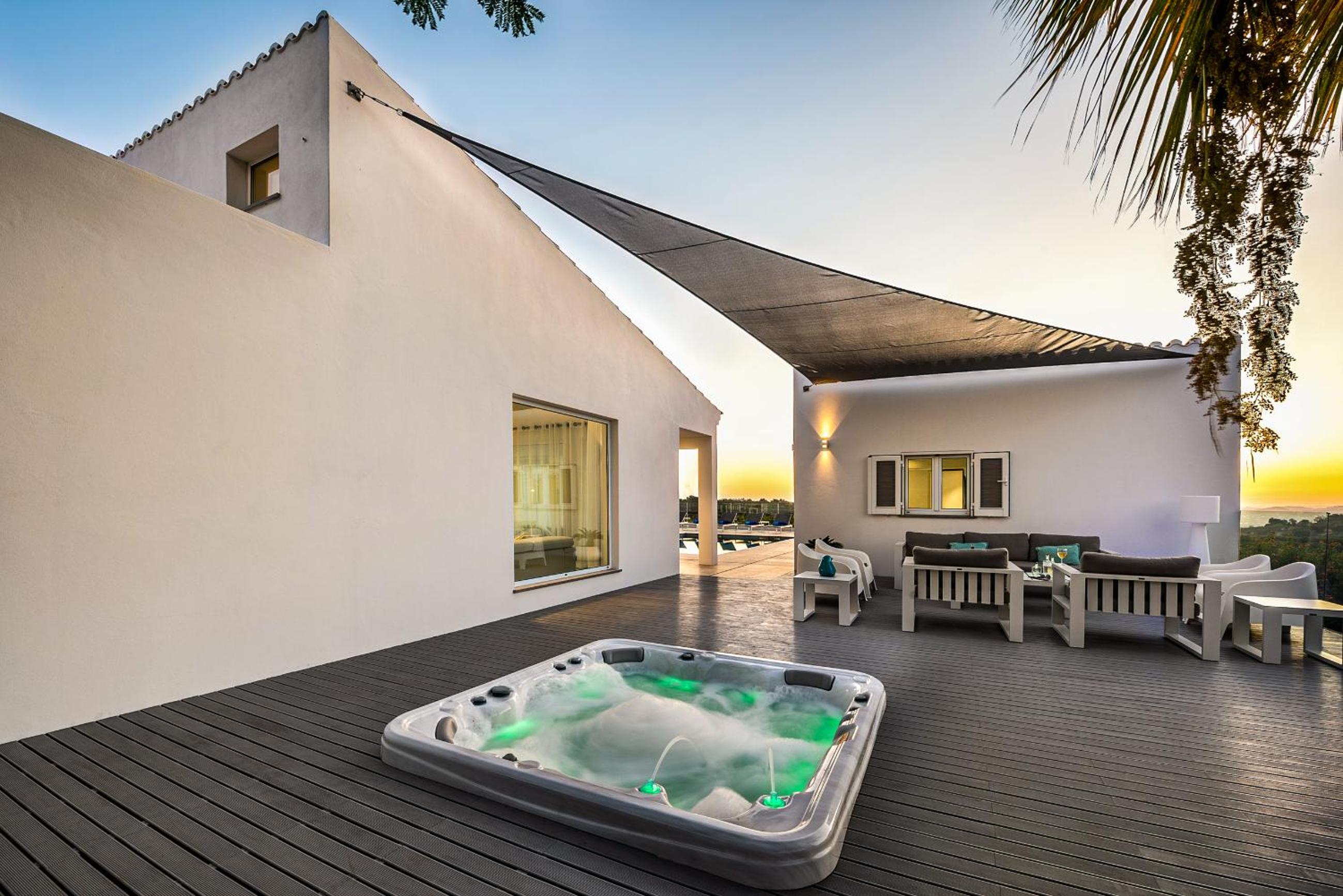 Hotel Vila Dria - Image 1