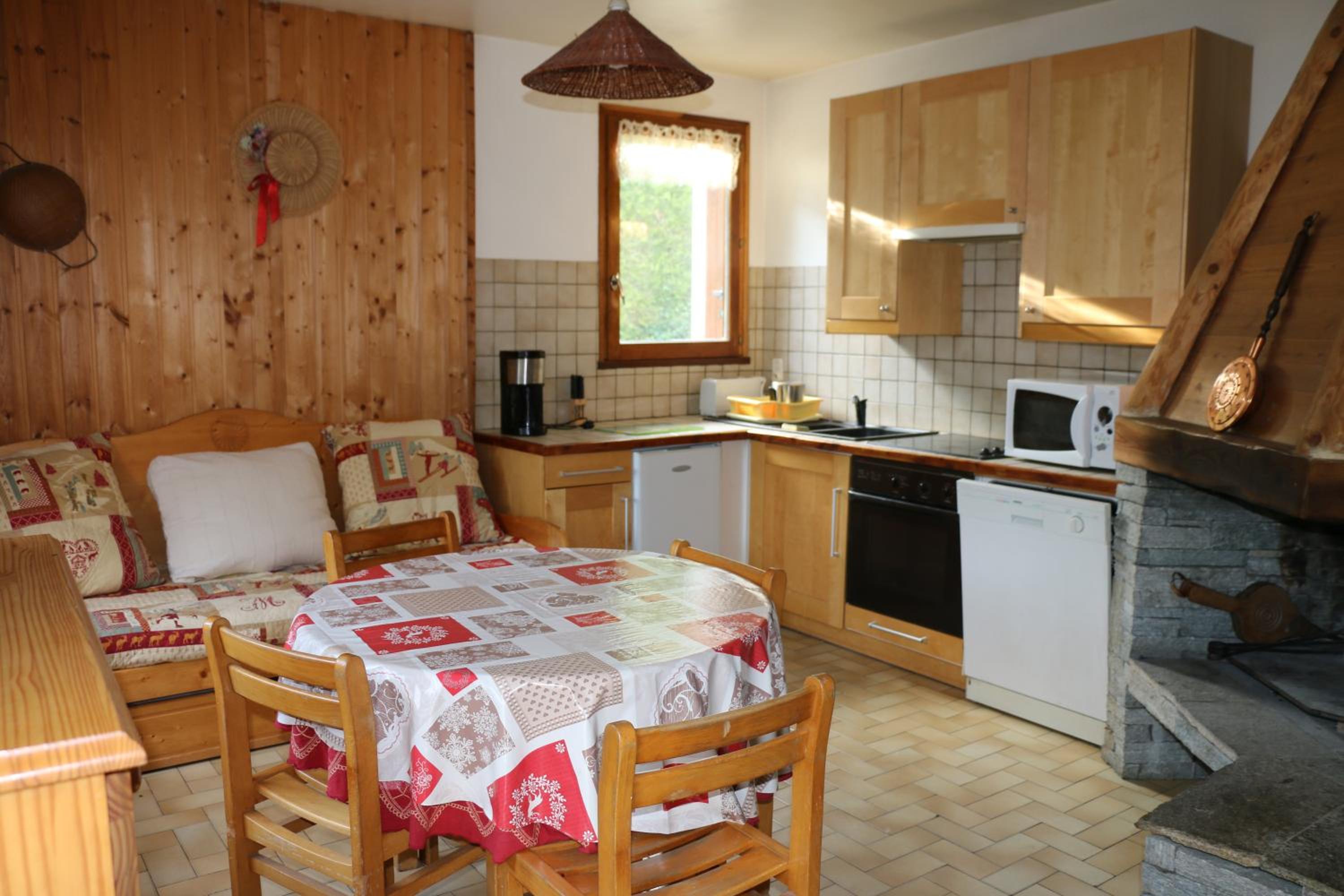 Bourg-Saint-Maurice Vacations - Chalet avec jardin - Property Image 4