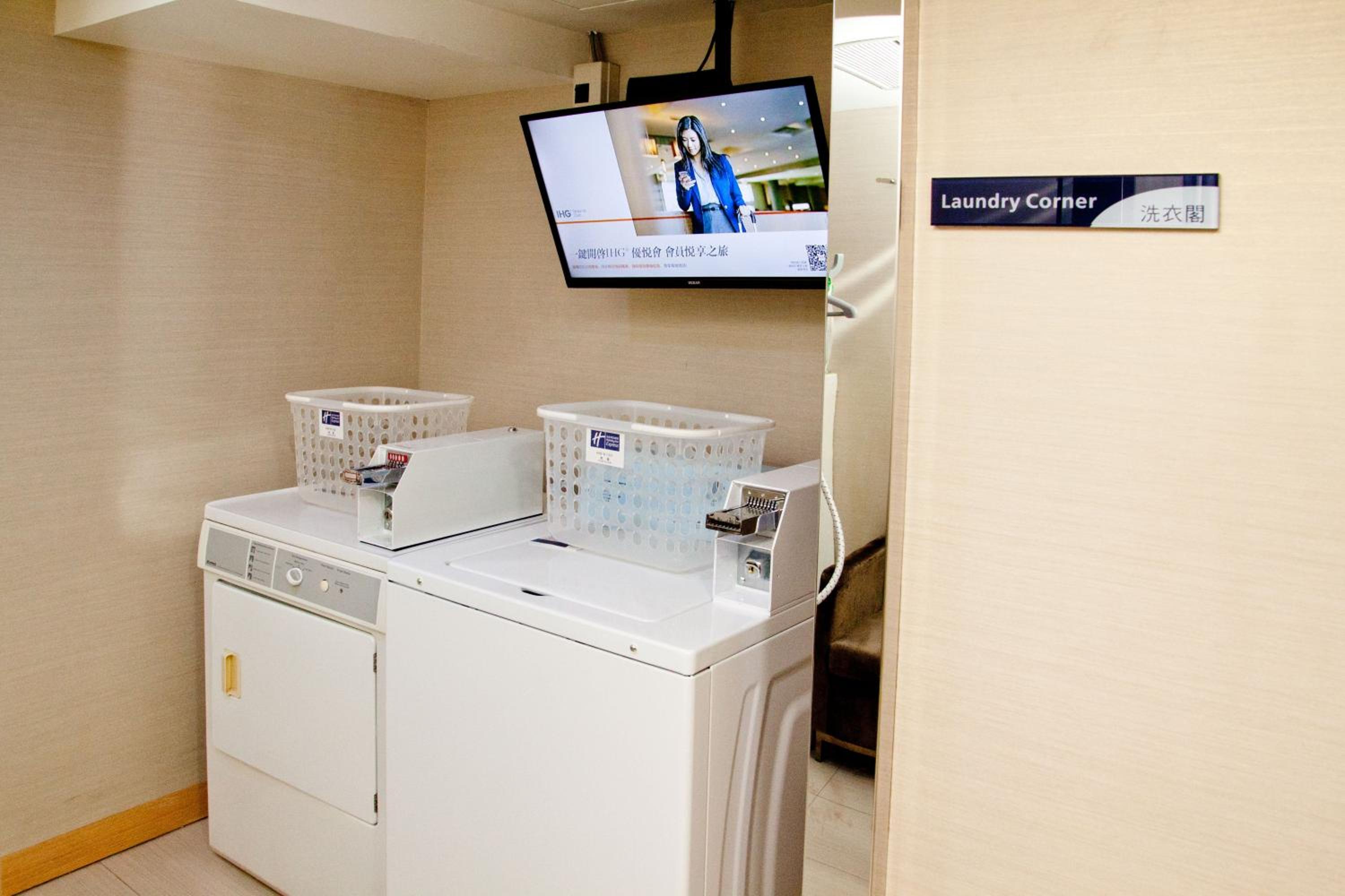 Taoyuan Vacations - Holiday Inn Express Taoyuan, an IHG Hotel - Property Image 4