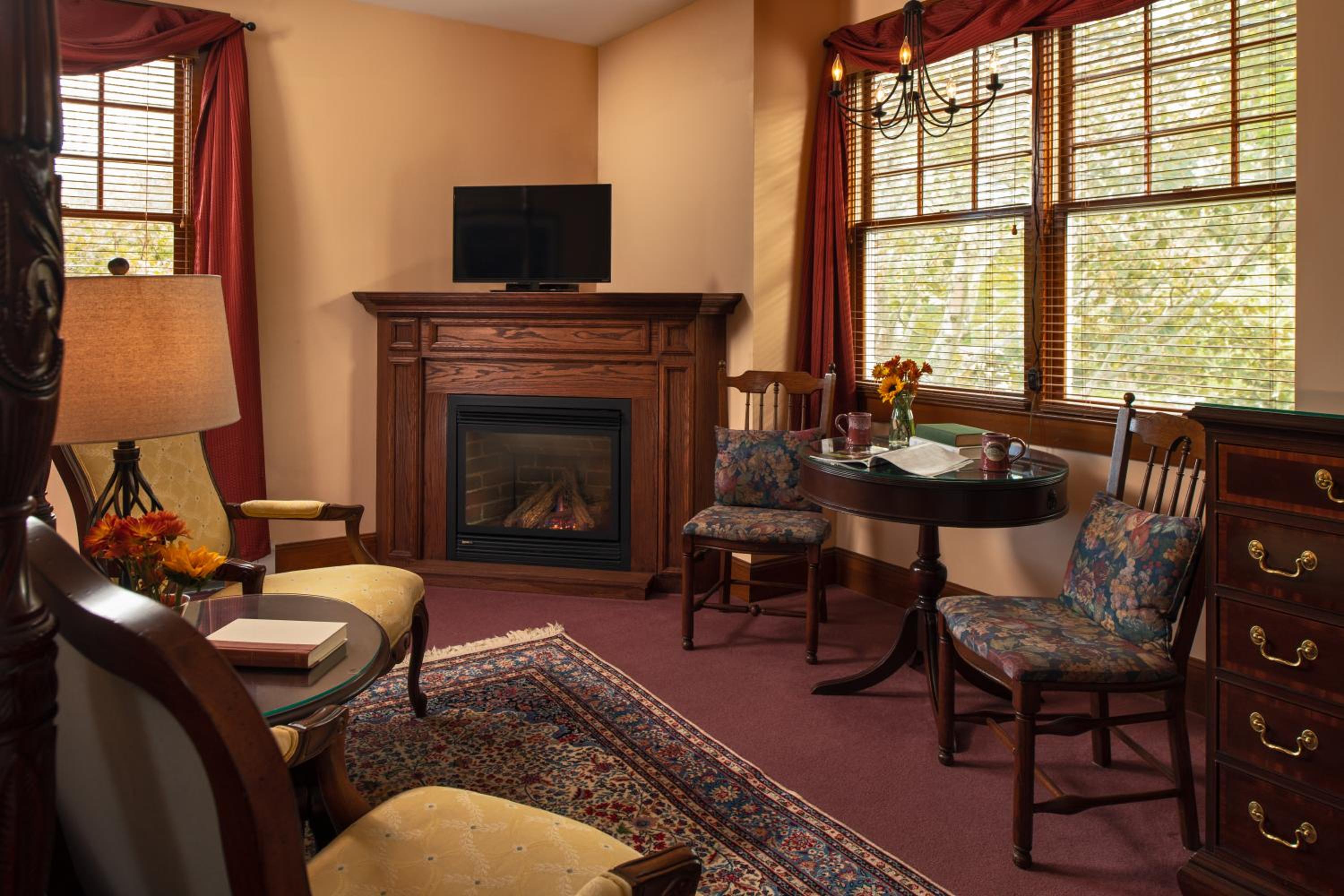 Palmer House Inn