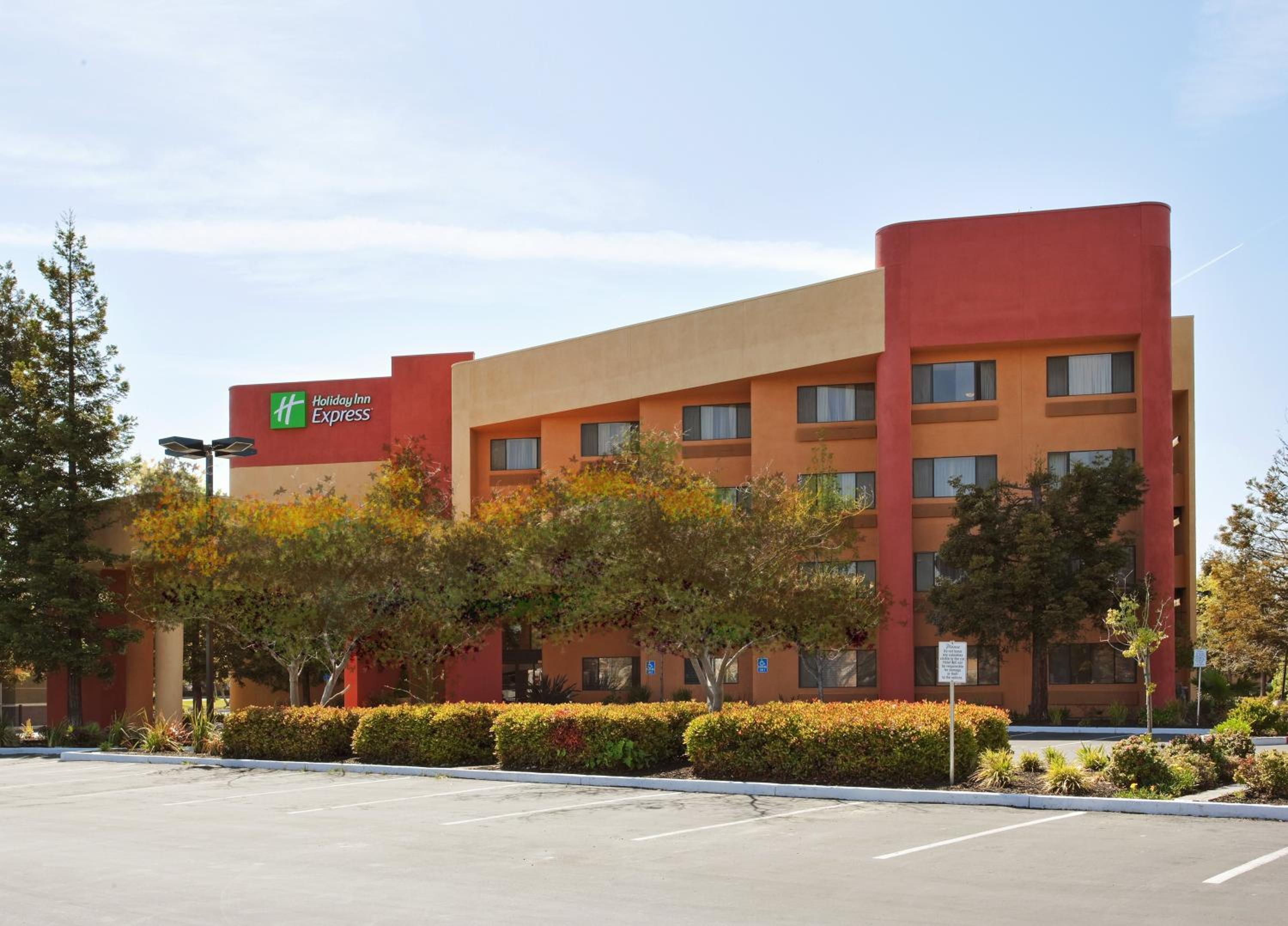San Jose Vacations - Holiday Inn Express Hotel Union City San Jose, an IHG Hotel - Property Image 1