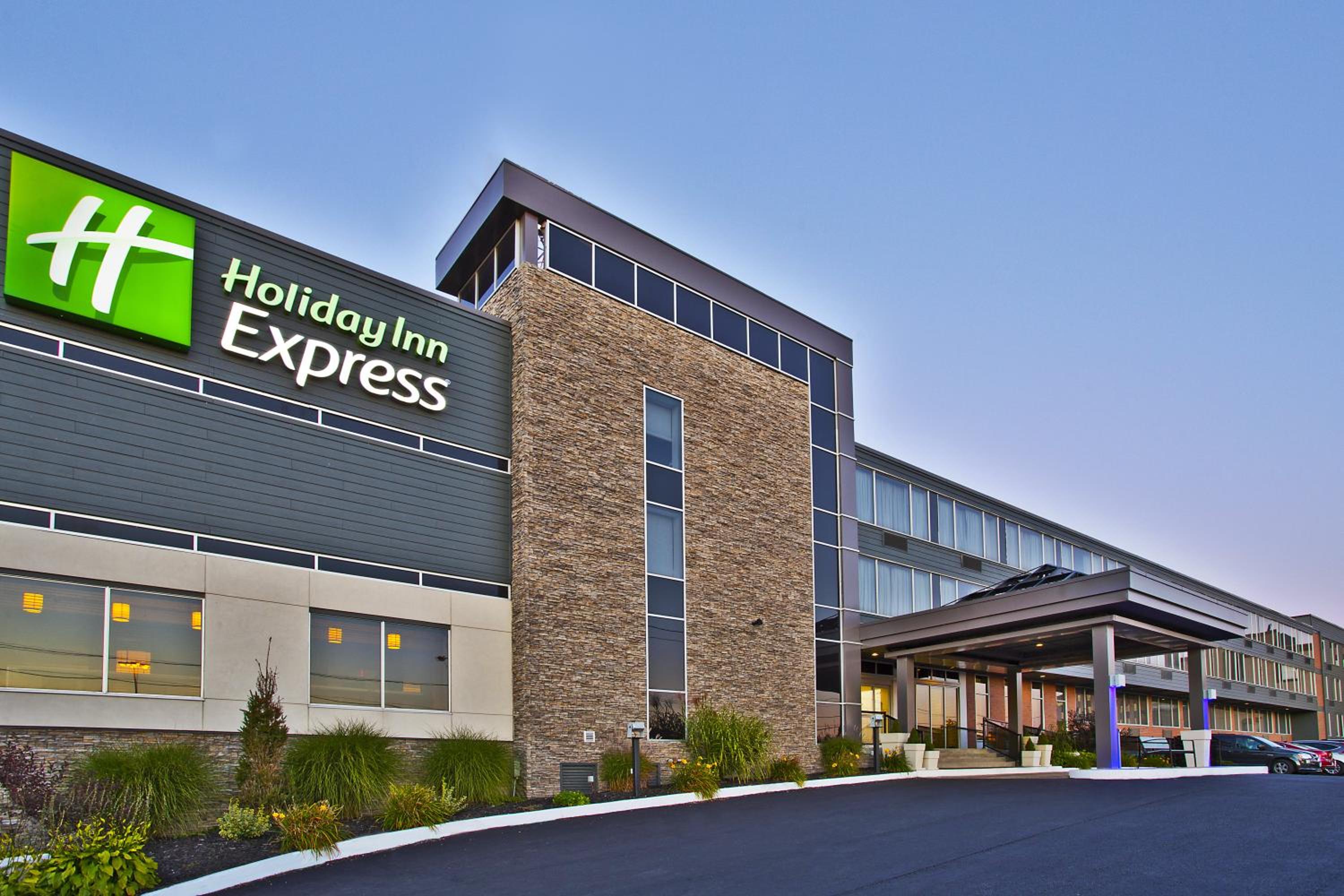 Holiday Inn Express - Sault Ste. Marie, an IHG Hotel-0