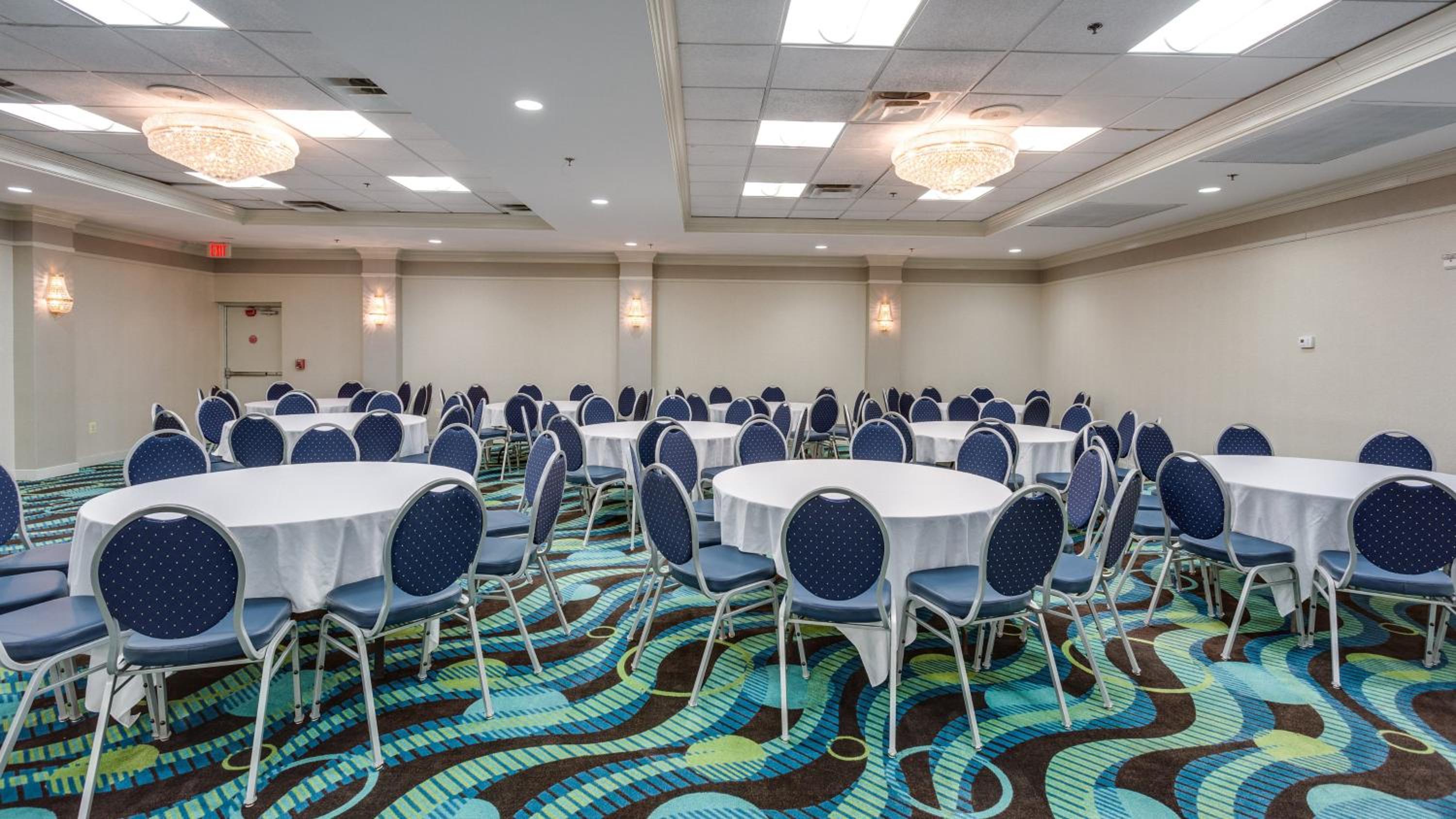 Springfield Vacations - Holiday Inn Express Washington DC SW - Springfield, an IHG Hotel - Property Image 39