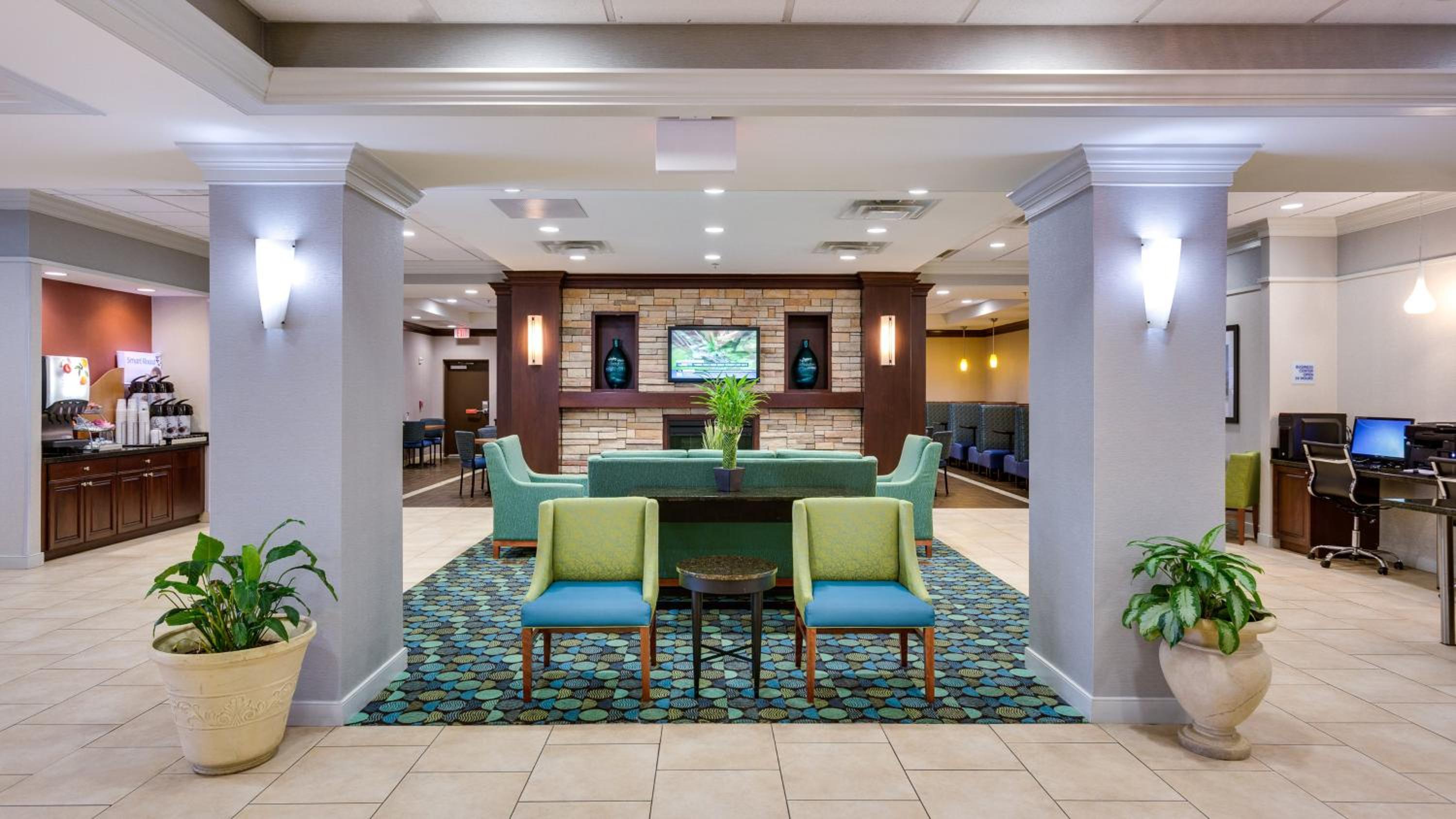 Springfield Vacations - Holiday Inn Express Washington DC SW - Springfield, an IHG Hotel - Property Image 40