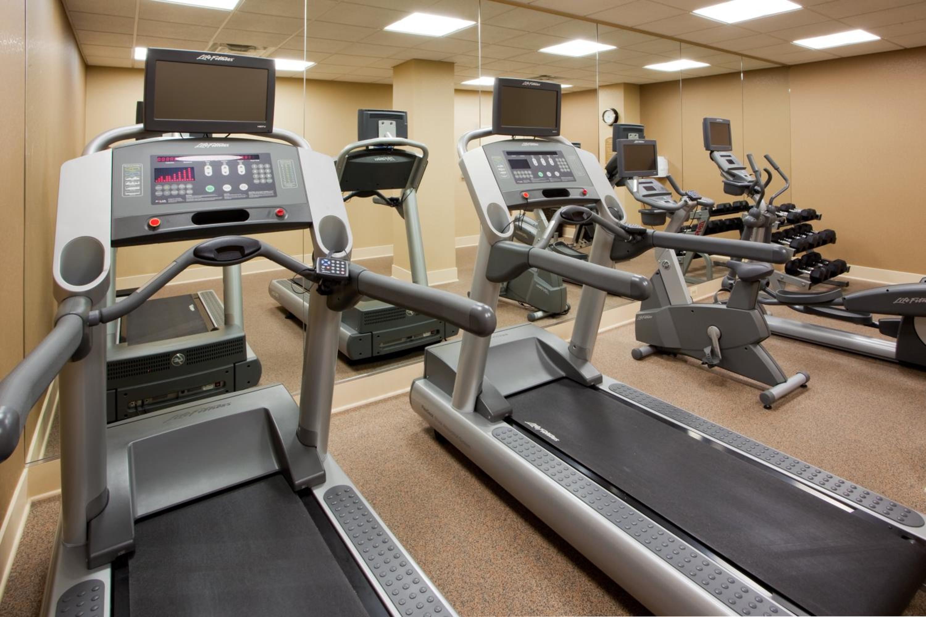 Springfield Vacations - Holiday Inn Express Washington DC SW - Springfield, an IHG Hotel - Property Image 51