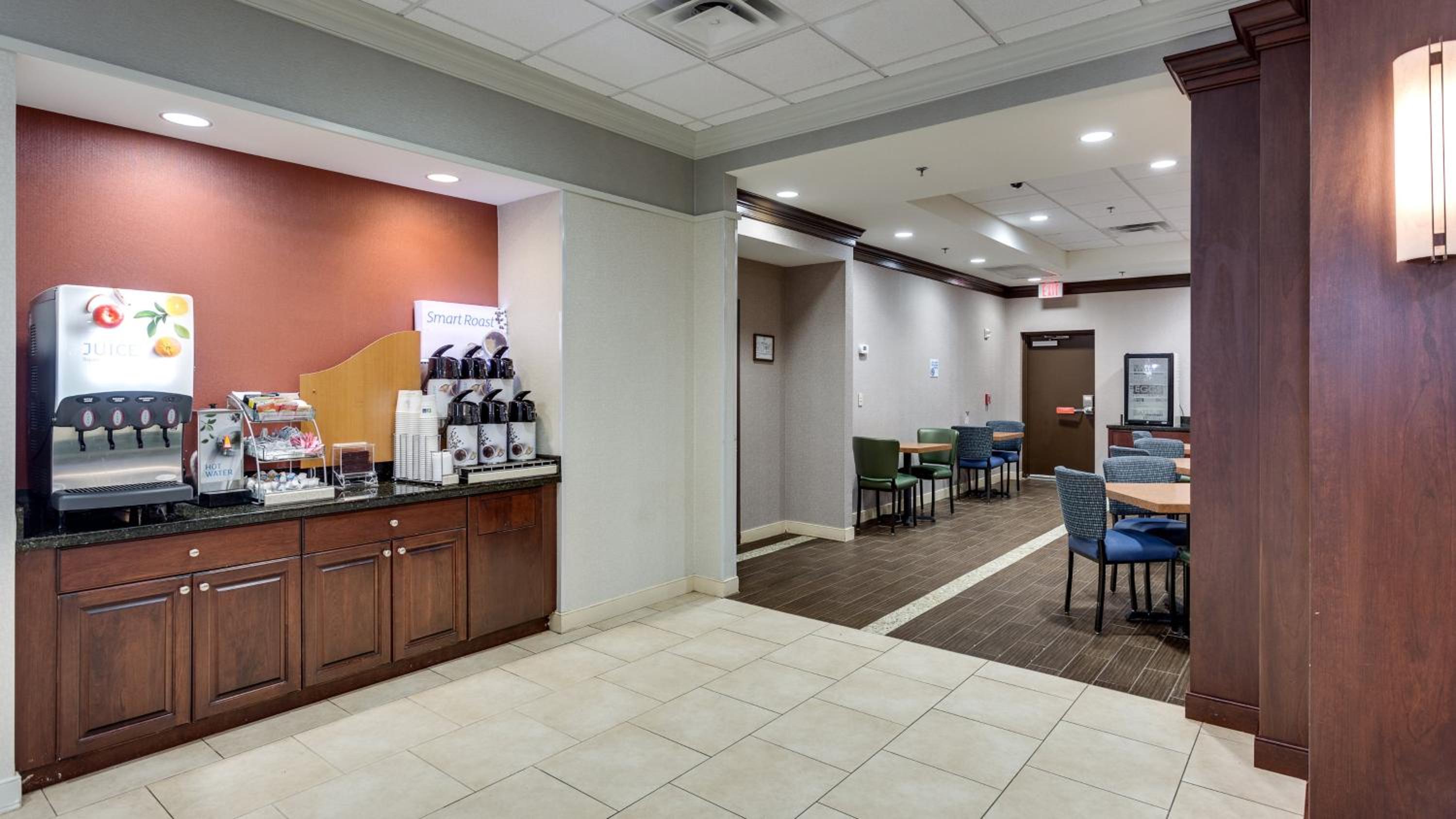 Springfield Vacations - Holiday Inn Express Washington DC SW - Springfield, an IHG Hotel - Property Image 28
