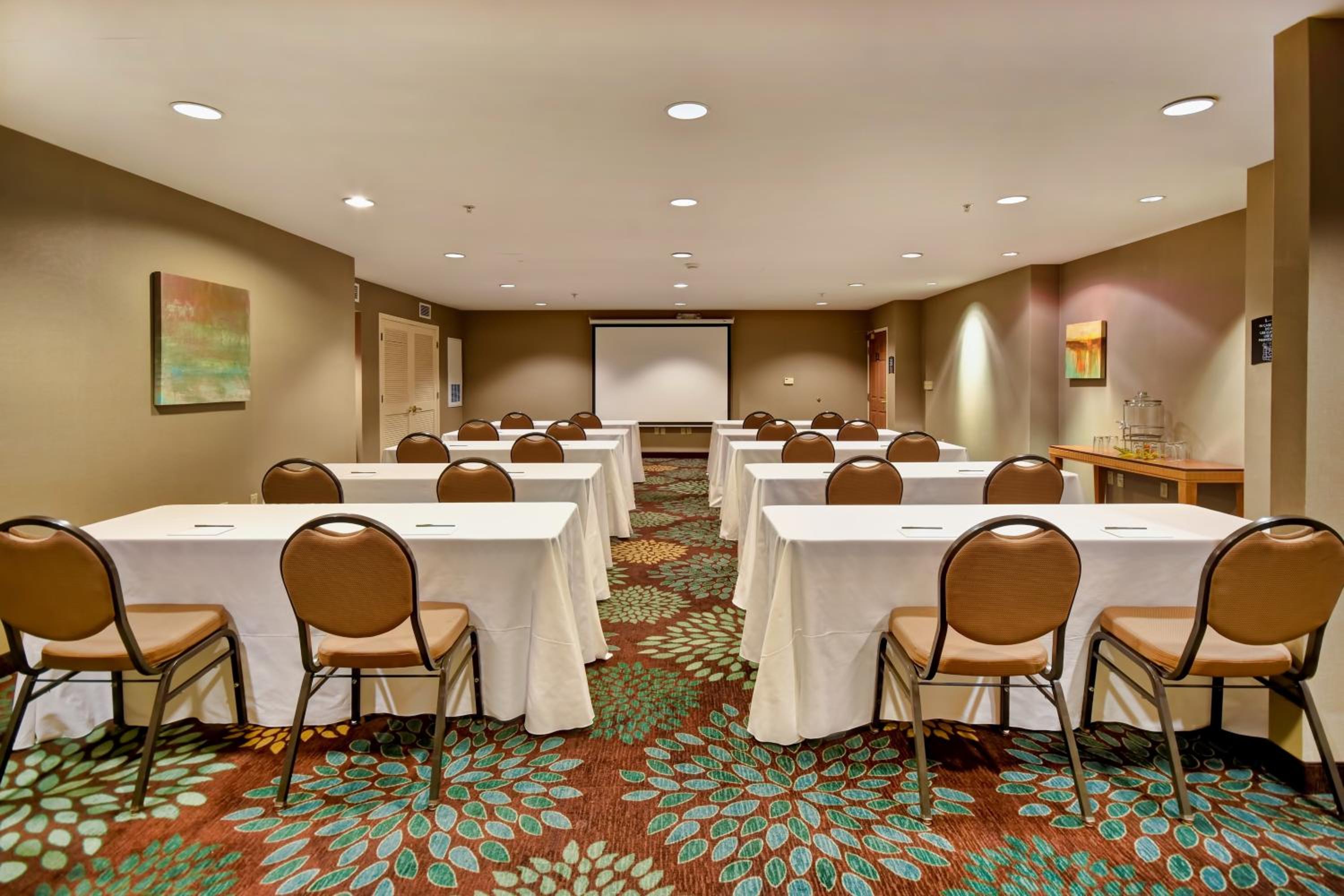 New York City Vacations - Staybridge Suites Madison - East, an IHG Hotel - Property Image 13