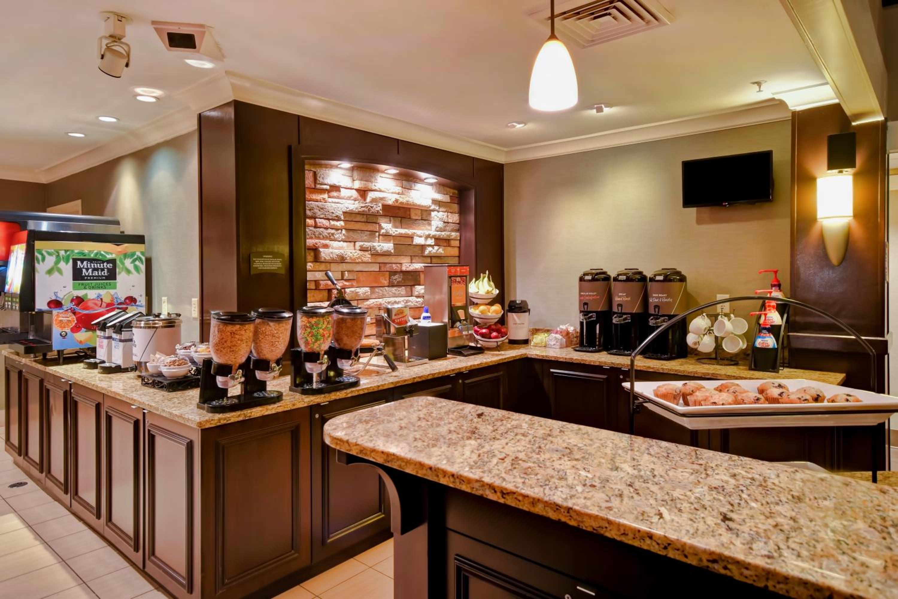 New York City Vacations - Staybridge Suites Madison - East, an IHG Hotel - Property Image 42