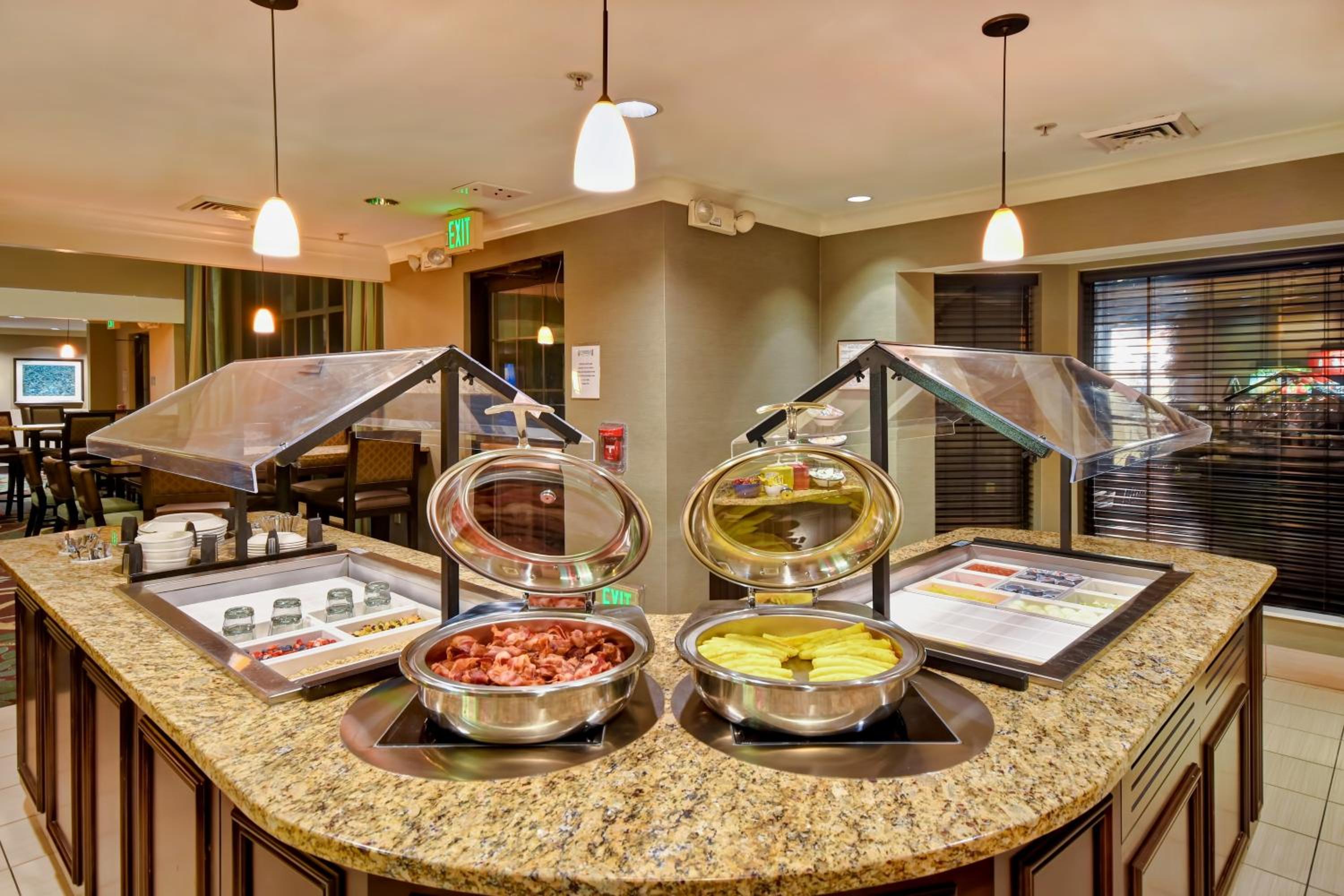 New York City Vacations - Staybridge Suites Madison - East, an IHG Hotel - Property Image 43