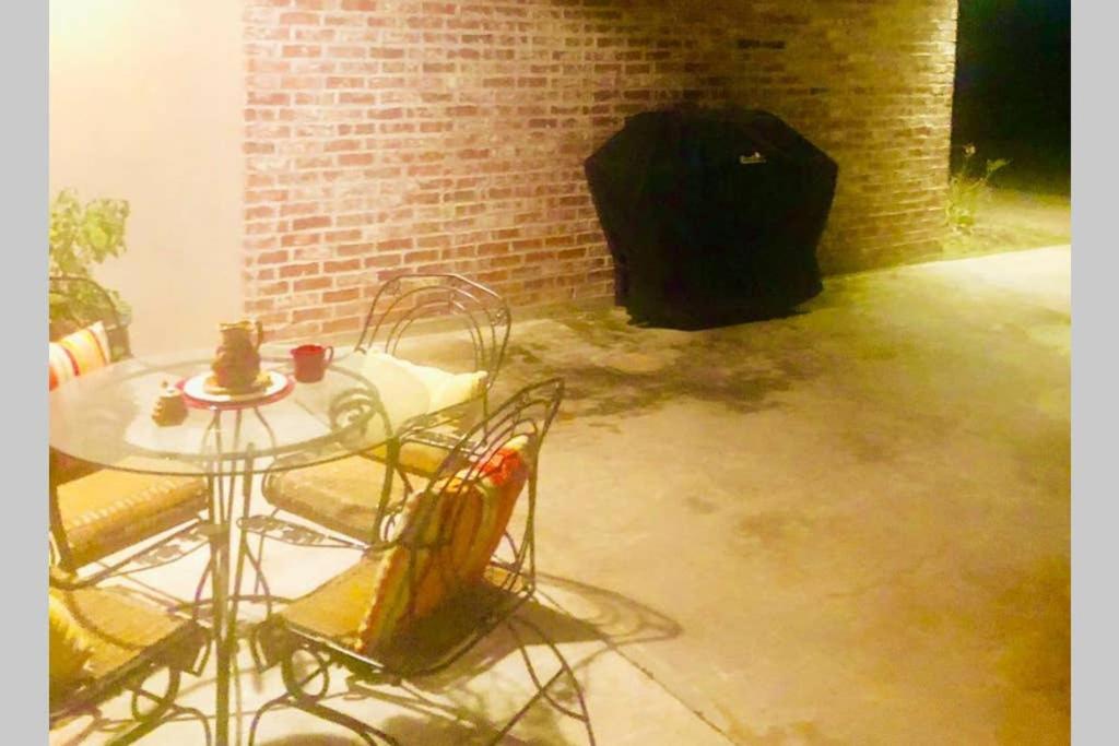 Ruston Vacations - 5 Star French Country Manor! Near LaTech and Squire Creek Golf Course - Property Image 2