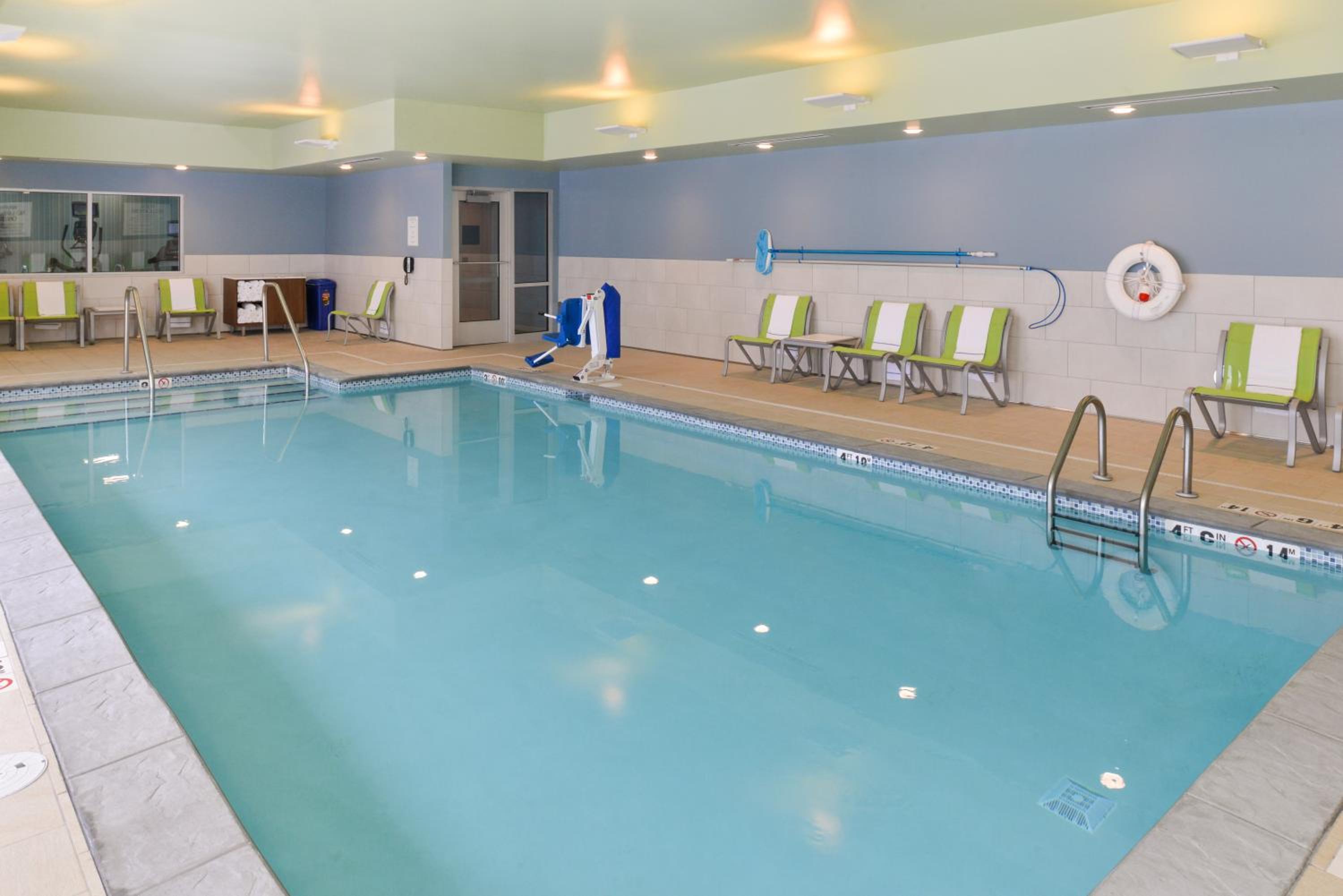 Ogallala Vacations - Holiday Inn Express  Suites - Ogallala, an IHG Hotel - Property Image 2