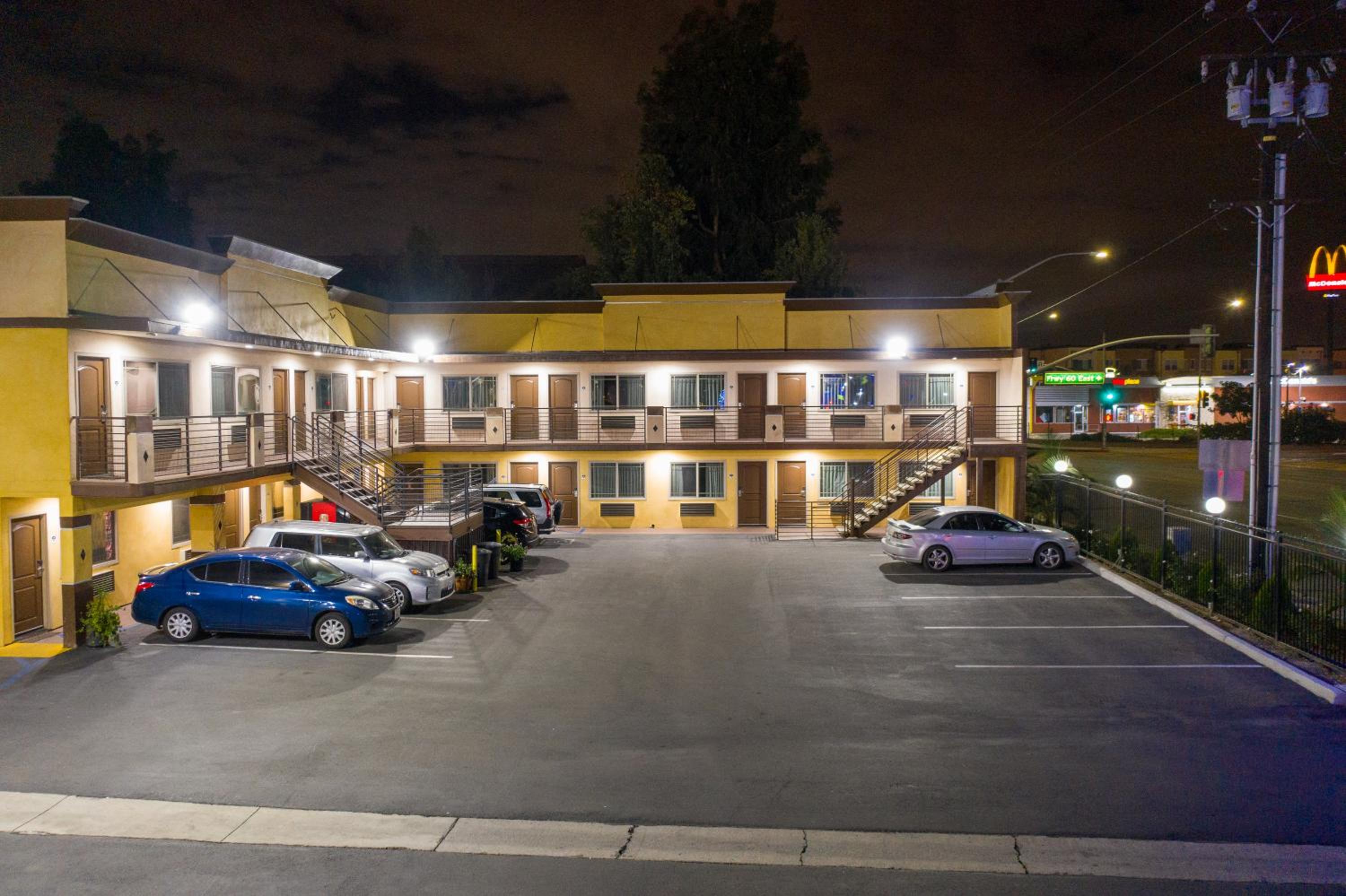 Starlight Inn South El Monte