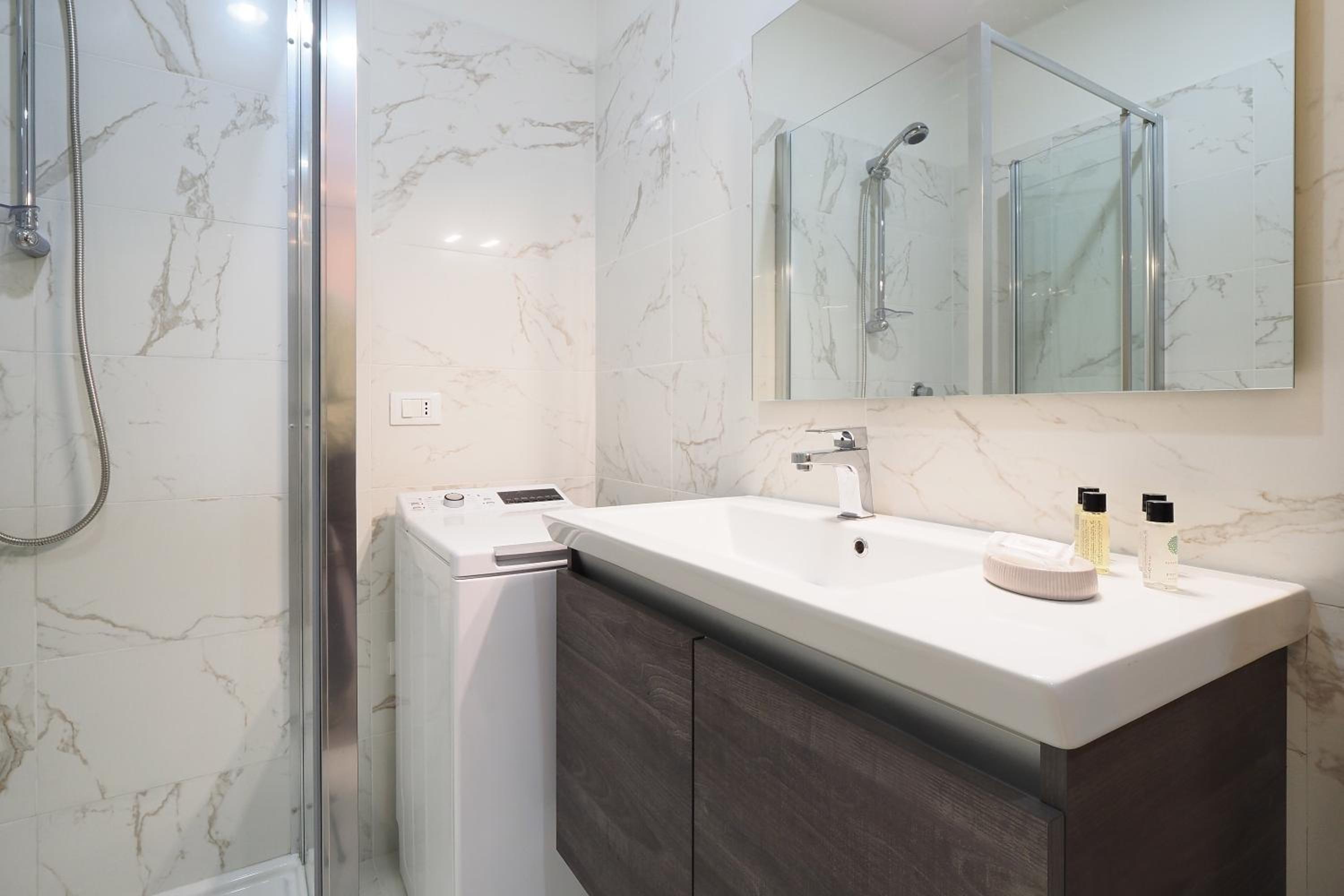 Duomo Luxury Apartment III