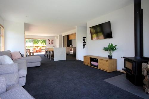 15 Hepburn Lane view 2