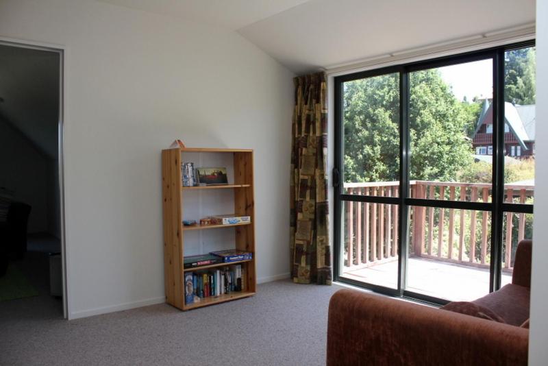 26 Caverhill Close view 3