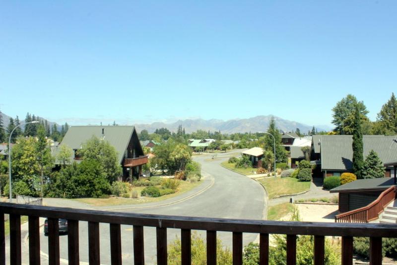 26 Caverhill Close view 5