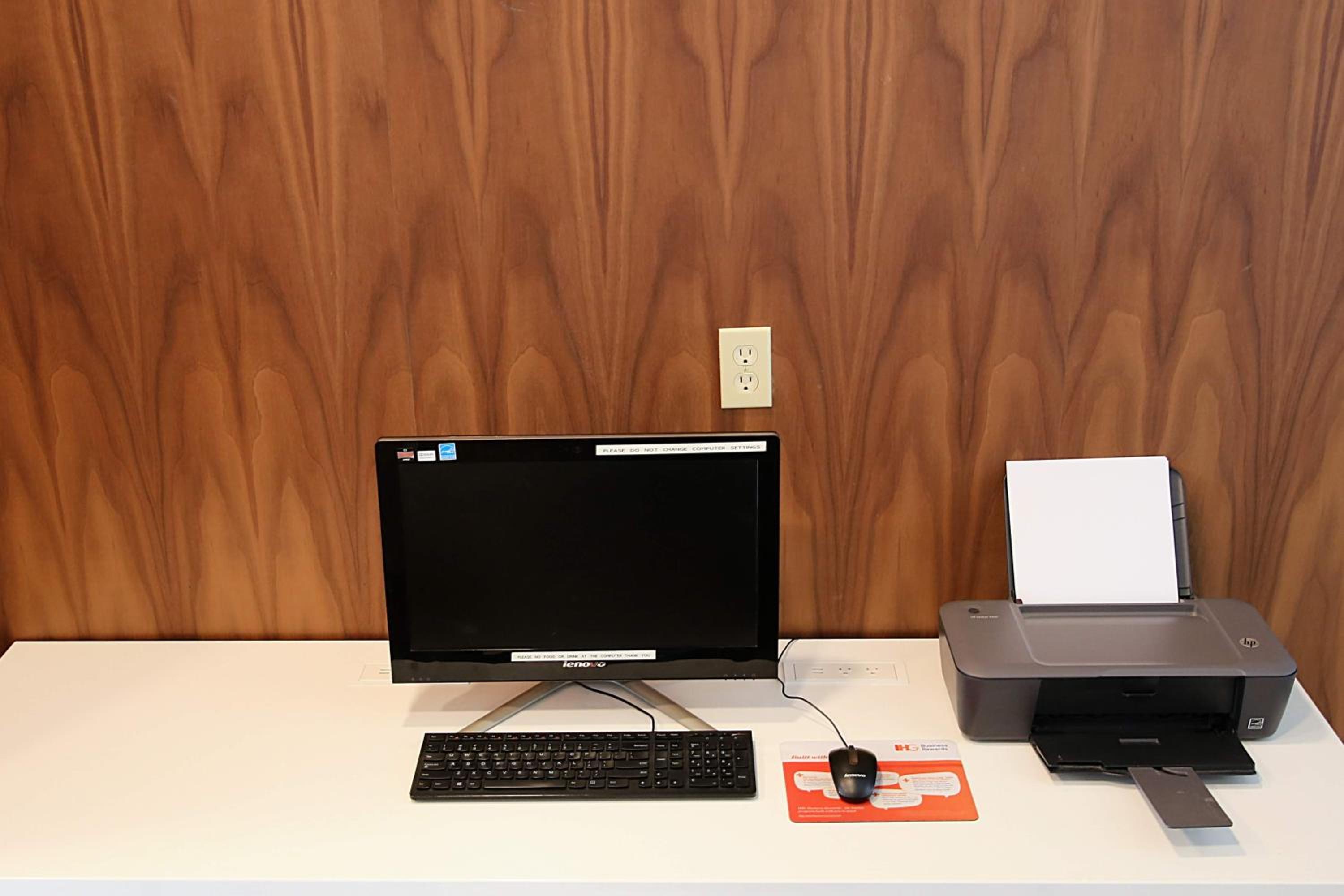 Ashland Vacations - Holiday Inn Express Hotel Suites Ashland, an IHG Hotel - Property Image 10