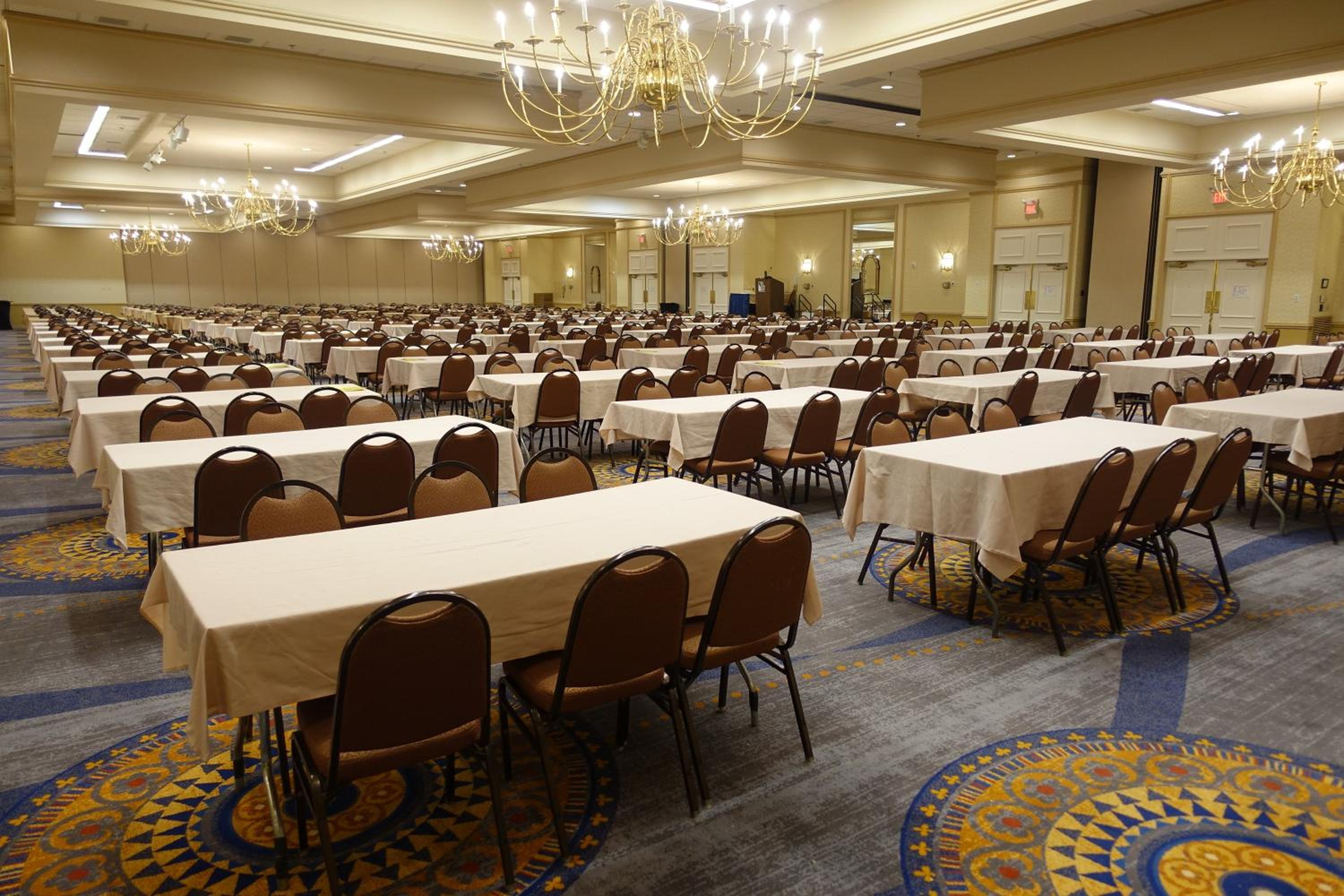 Portland Vacations - Holiday Inn Portland-By the Bay, an IHG Hotel - Property Image 2