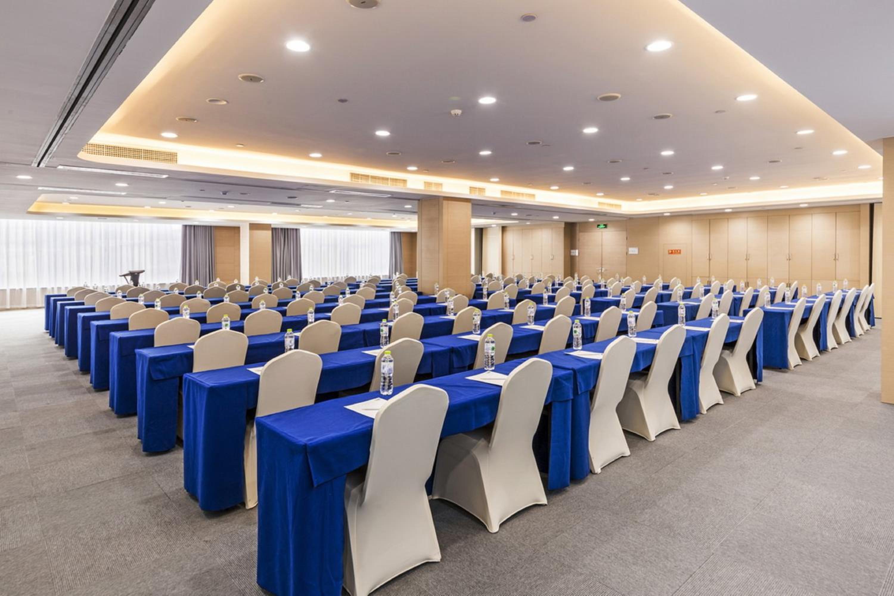 Jinan Vacations - Holiday Inn Express Jinan High-Tech Zone, an IHG Hotel - Property Image 12
