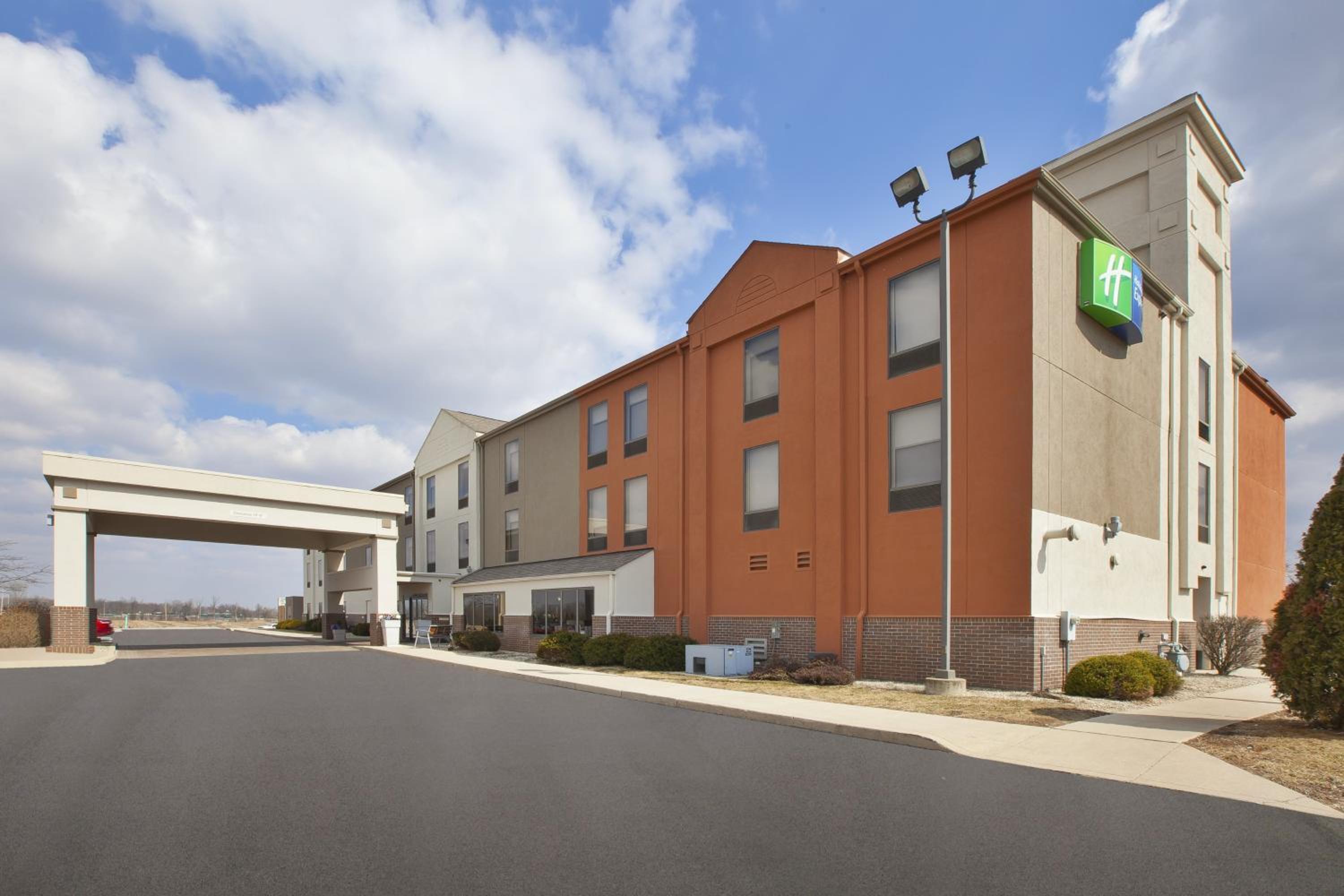 Hotel Holiday Inn Express Tiffin, an IHG Hotel - Image 1
