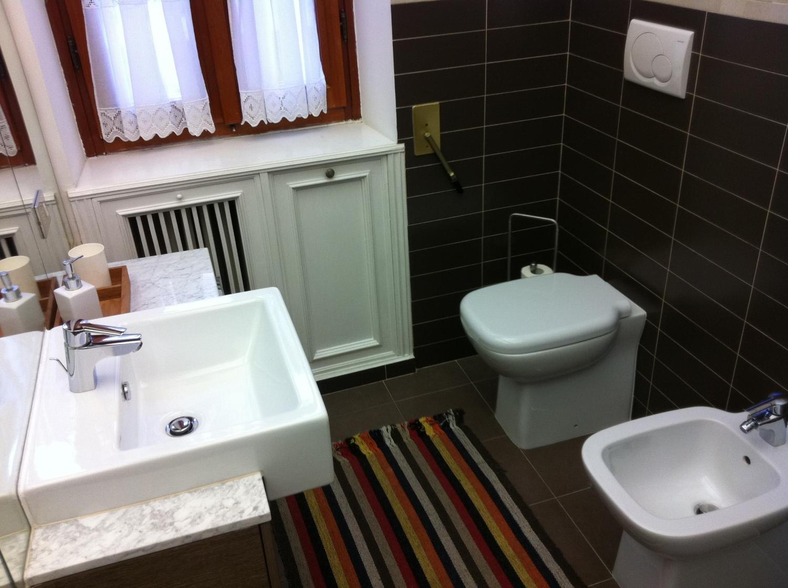 SUITE 14 - Appartamento delizioso in ROMA Centro- 200 mt da METRO B