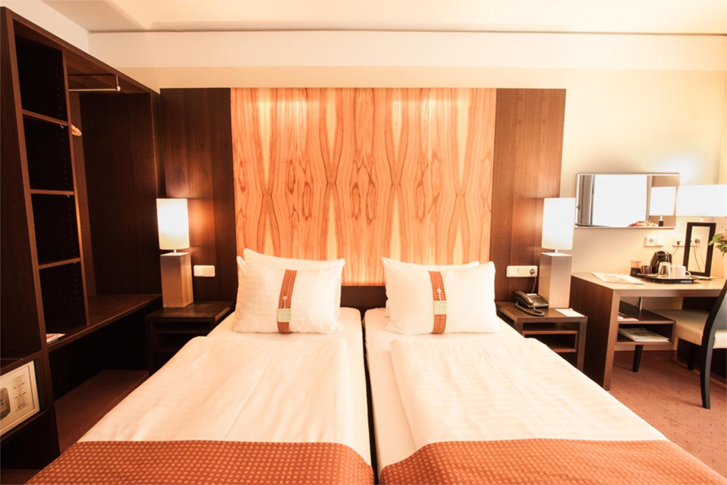 Salzburg Vacations - Holiday Inn - Salzburg City, an IHG Hotel - Property Image 97