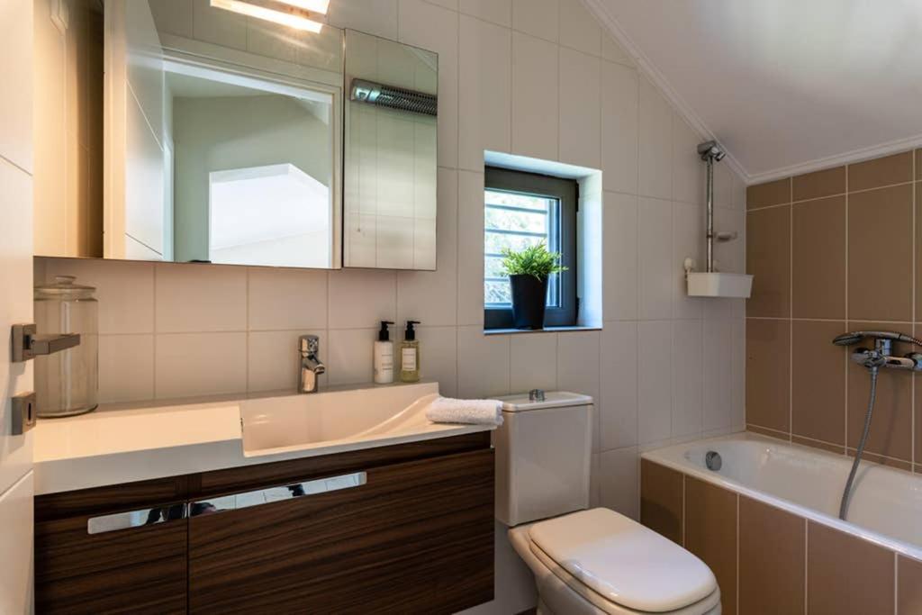 Villa Idyle - Luxury Beachfront Residence view 2
